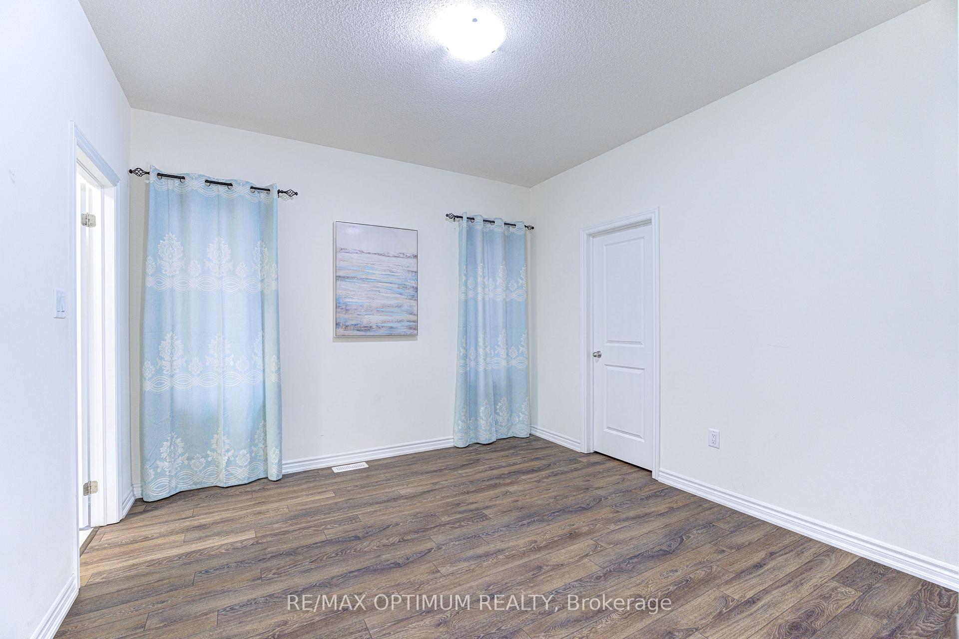 Photo 33 of 46 Eastman Drive, Brampton, Credit Valley — HOMEH