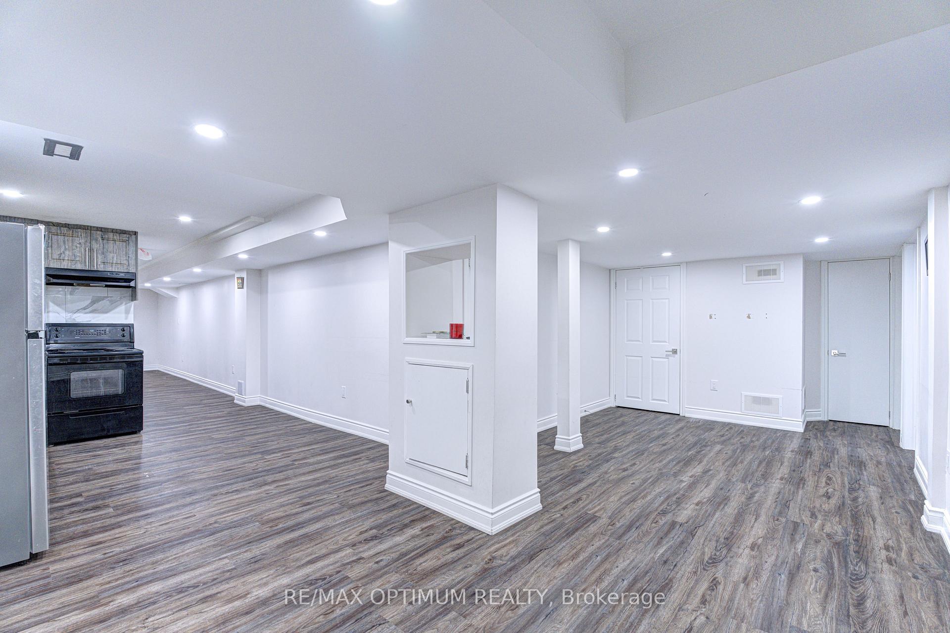 Photo 38 of 46 Eastman Drive, Brampton, Credit Valley — HOMEH