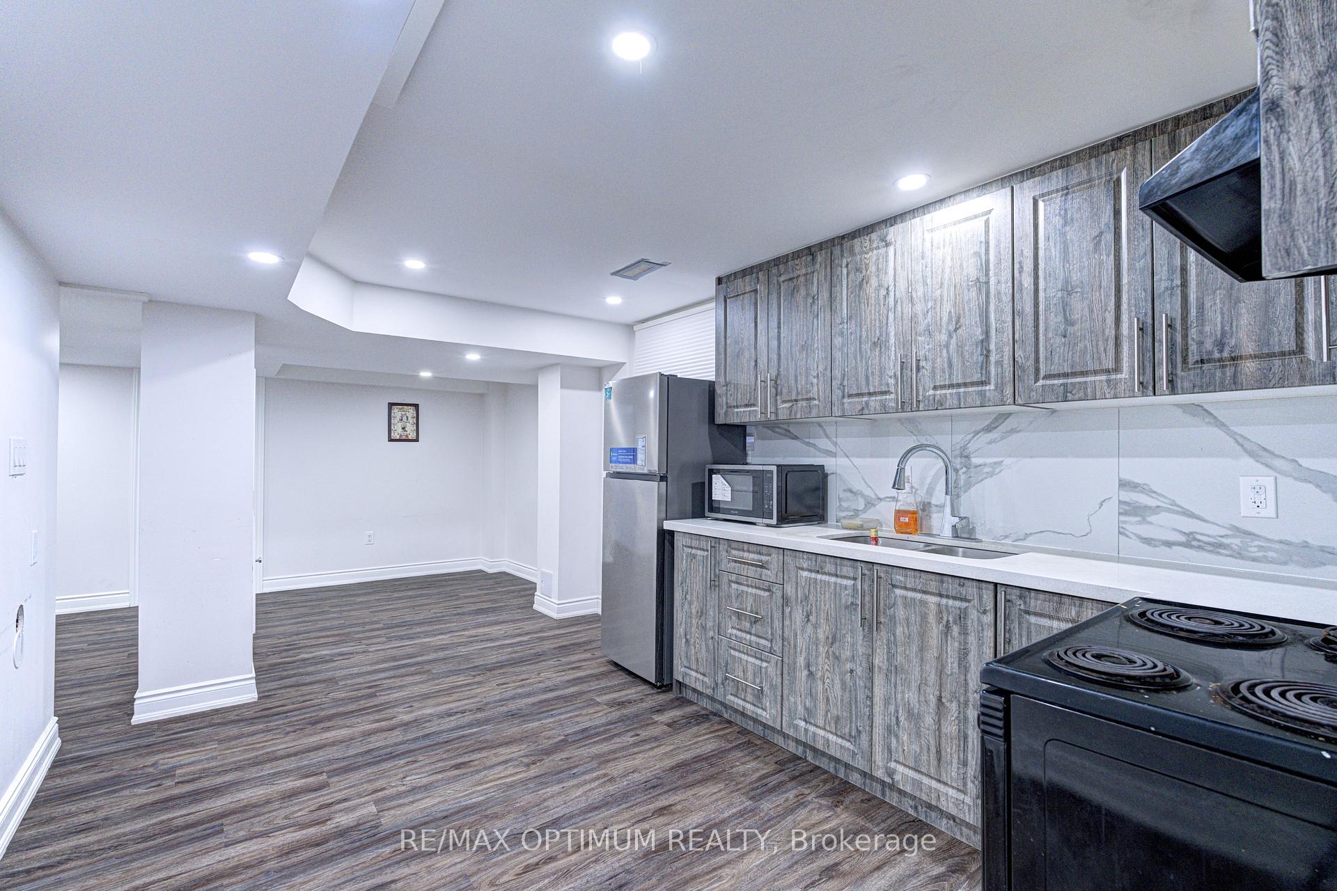 Photo 39 of 46 Eastman Drive, Brampton, Credit Valley — HOMEH