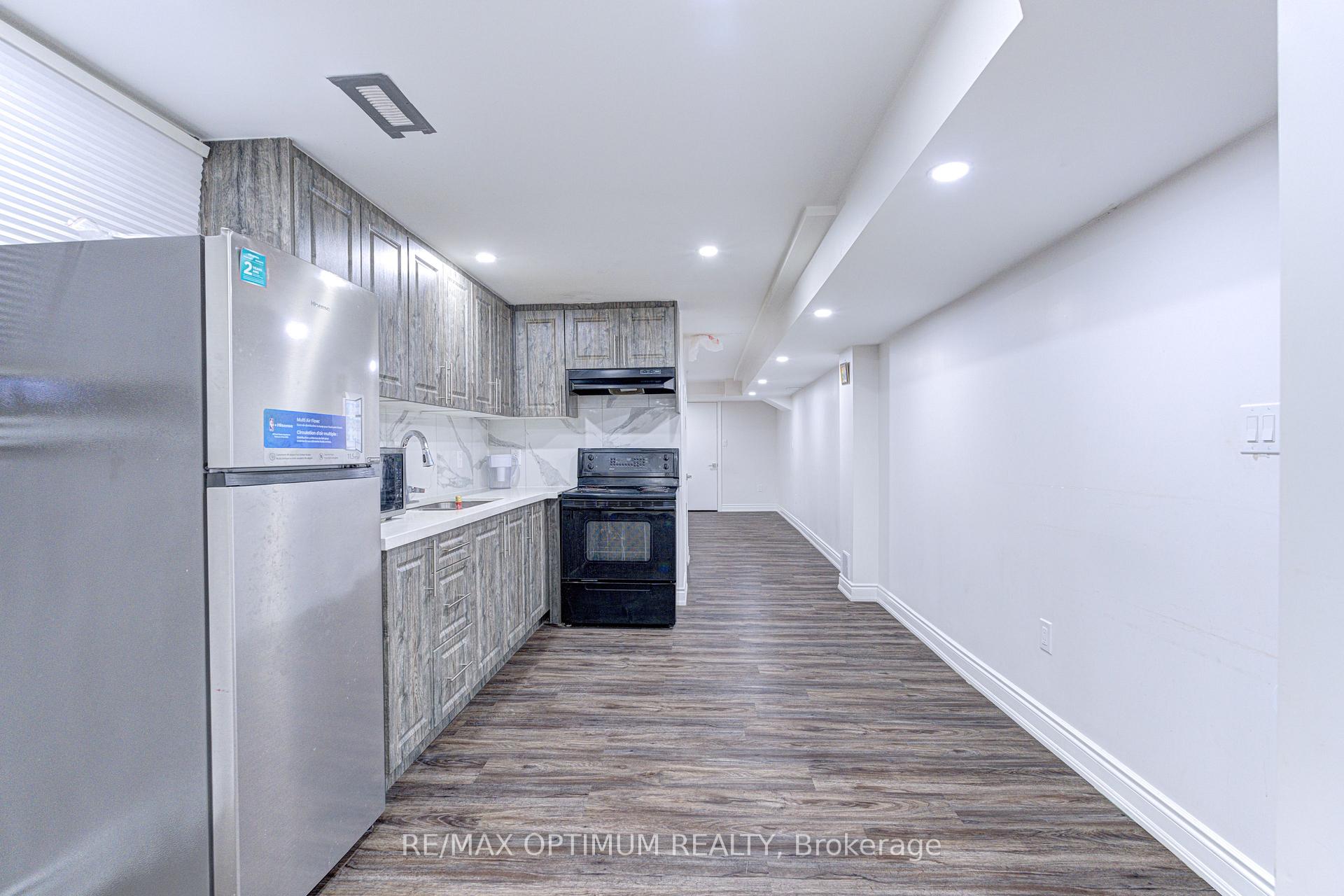 Photo 40 of 46 Eastman Drive, Brampton, Credit Valley — HOMEH