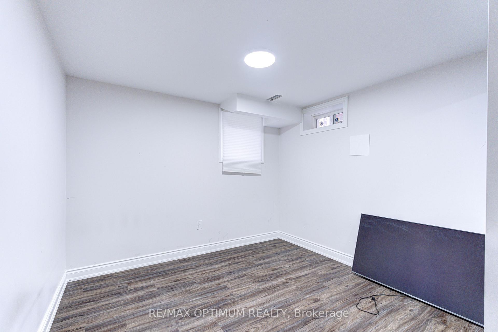 Photo 41 of 46 Eastman Drive, Brampton, Credit Valley — HOMEH