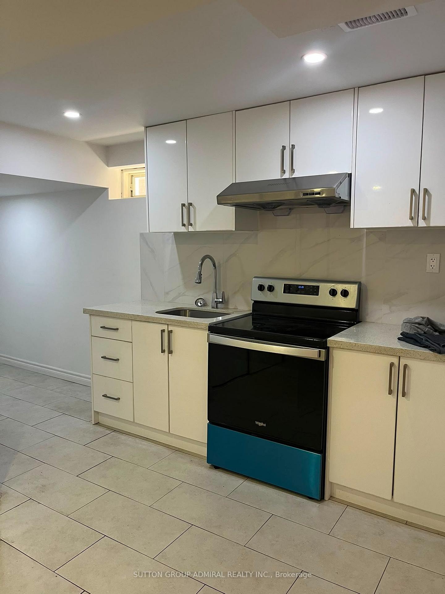 Photo 1 of 51 Casabel Drive, Vaughan, Vellore Village — HOMEH