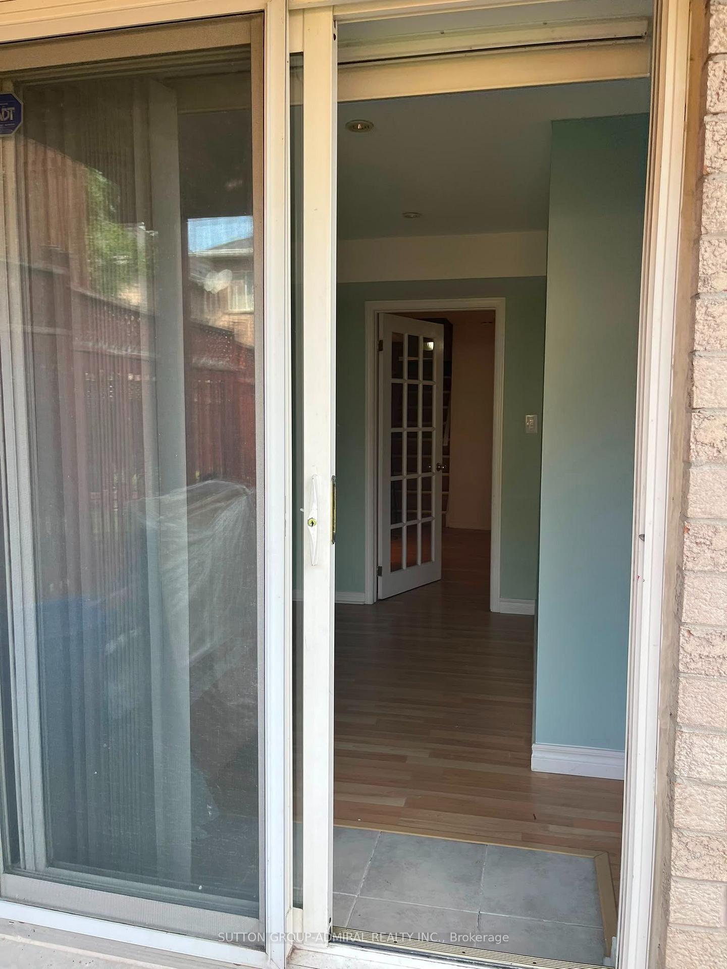 Photo 11 of 51 Casabel Drive, Vaughan, Vellore Village — HOMEH