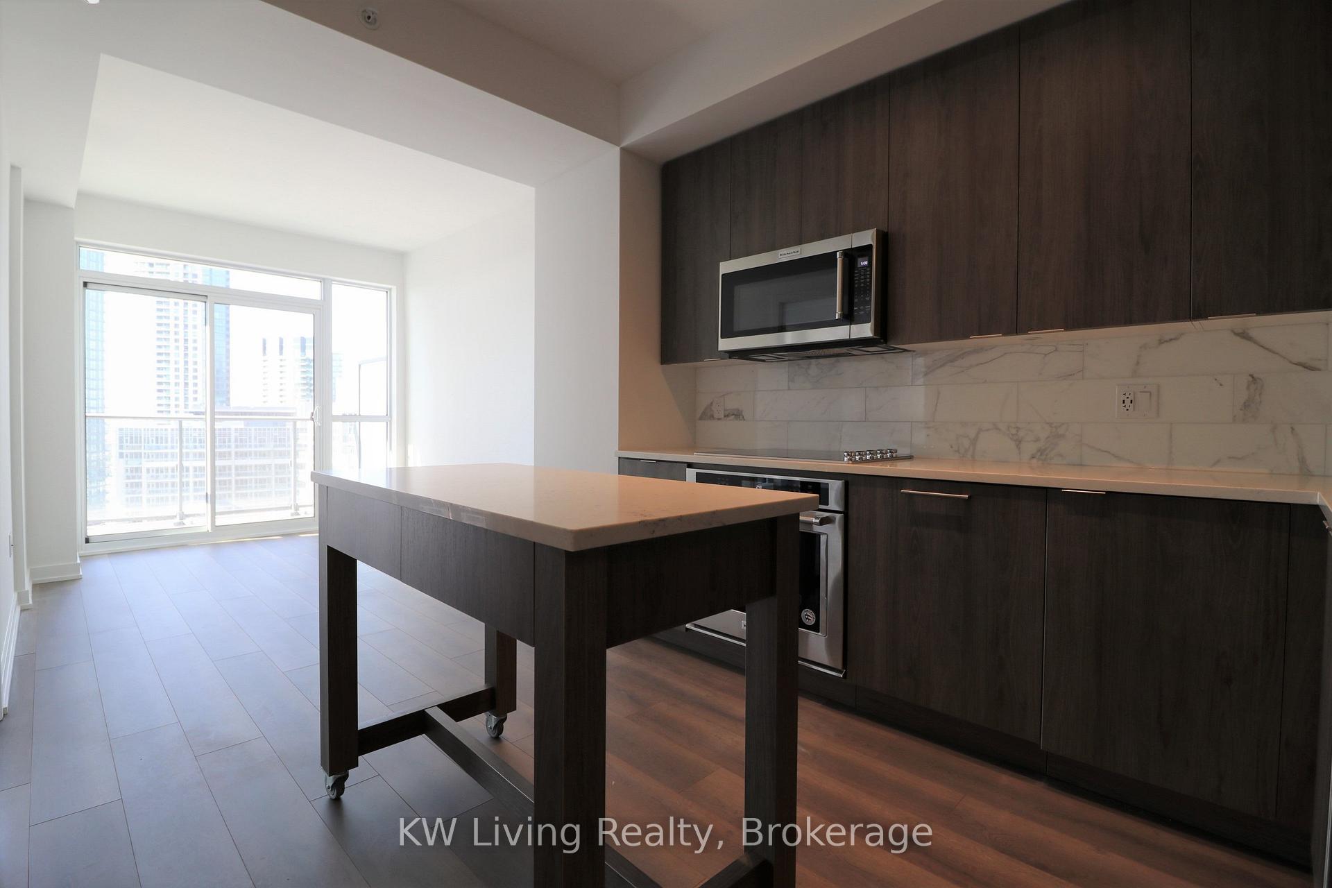 Photo 3 of Unit 1713, 38 Iannuzzi Street, Toronto, Waterfront Communities — HOMEH
