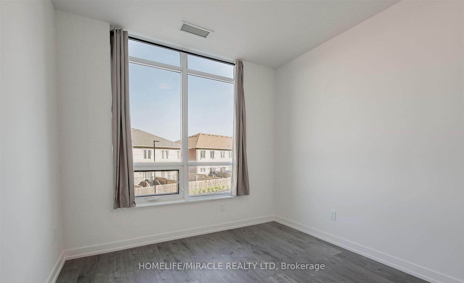 Photo 3 of Unit 220, 1010 Dundas Street E, Whitby, Pringle Creek — HOMEH