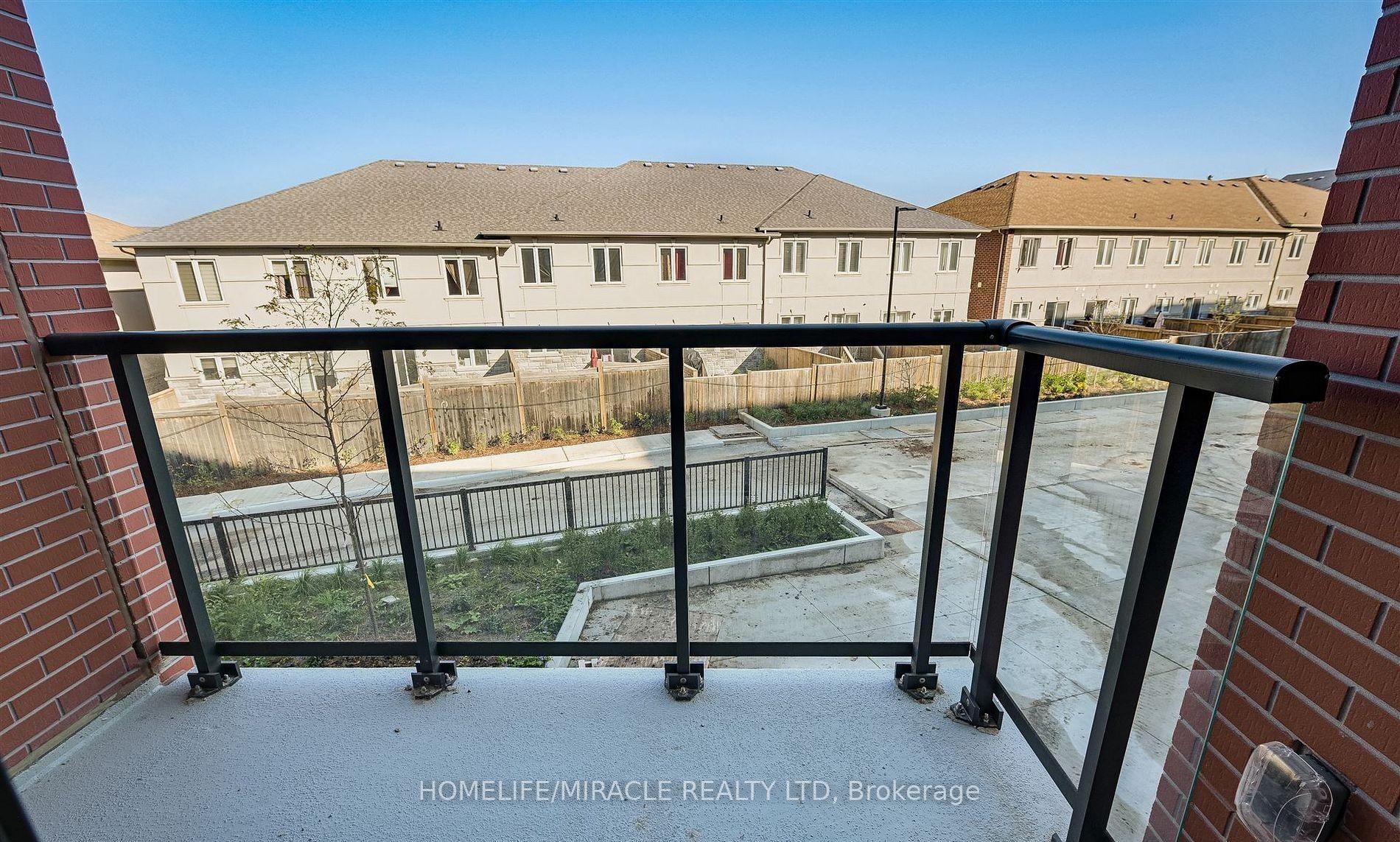 Photo 9 of Unit 220, 1010 Dundas Street E, Whitby, Pringle Creek — HOMEH