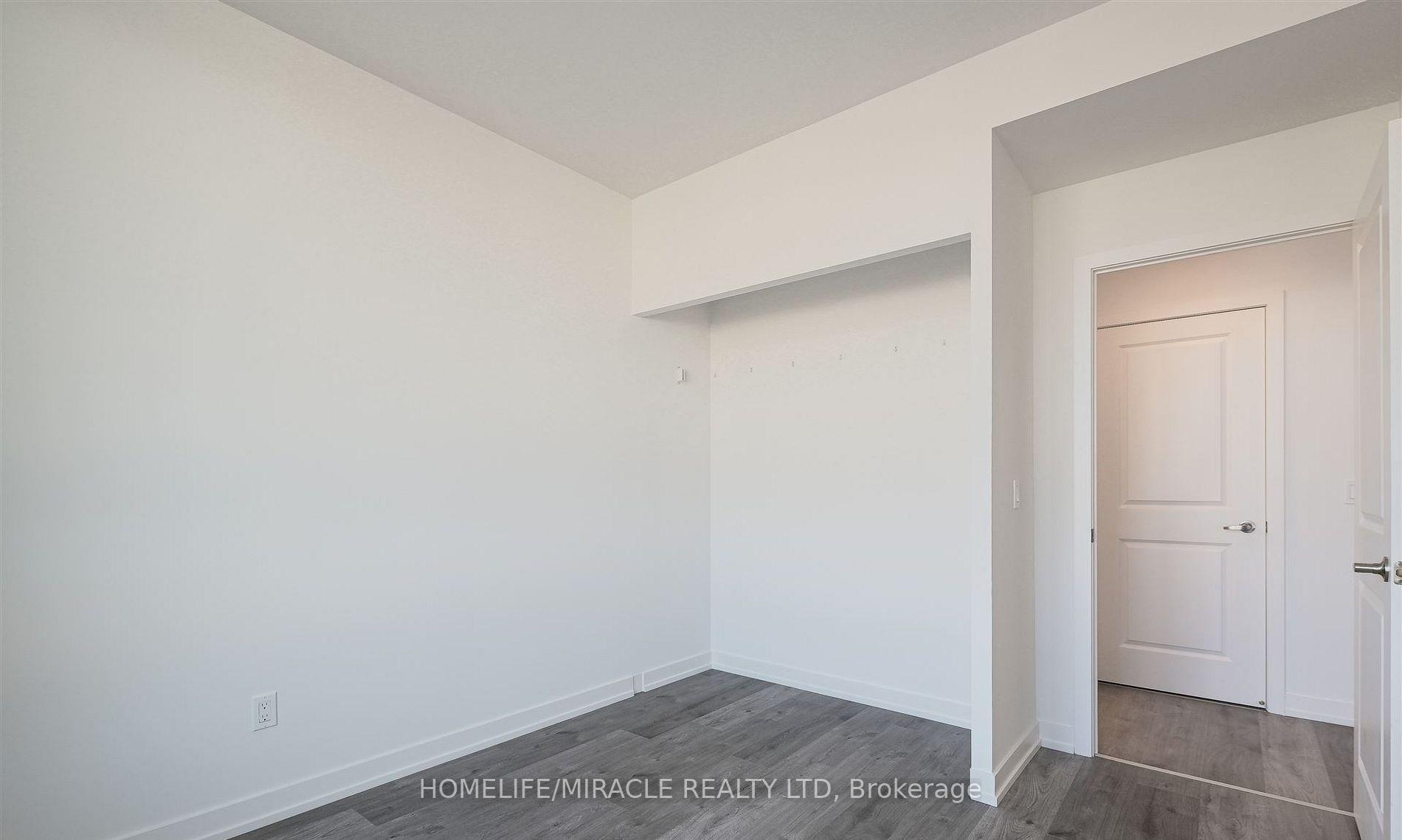 Photo 14 of Unit 220, 1010 Dundas Street E, Whitby, Pringle Creek — HOMEH