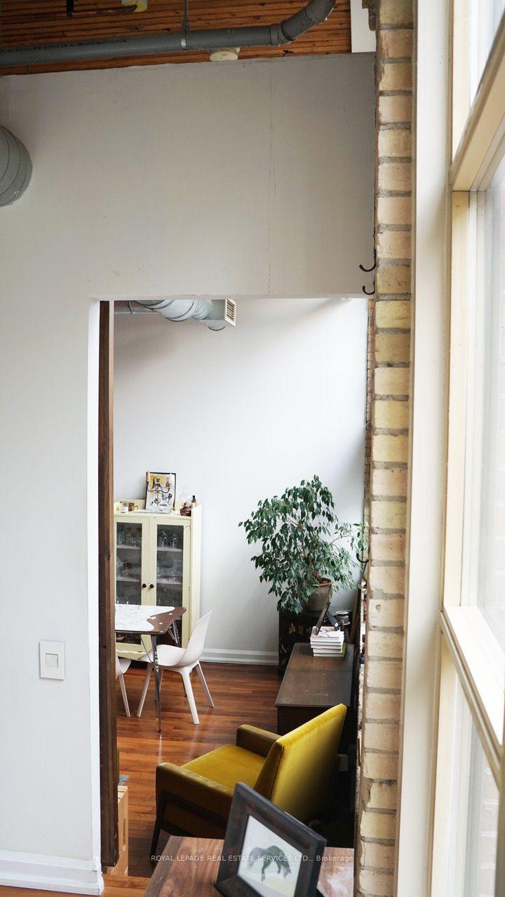 Photo 10 of Unit 203, 736 Dundas Street E, Toronto, Regent Park — HOMEH