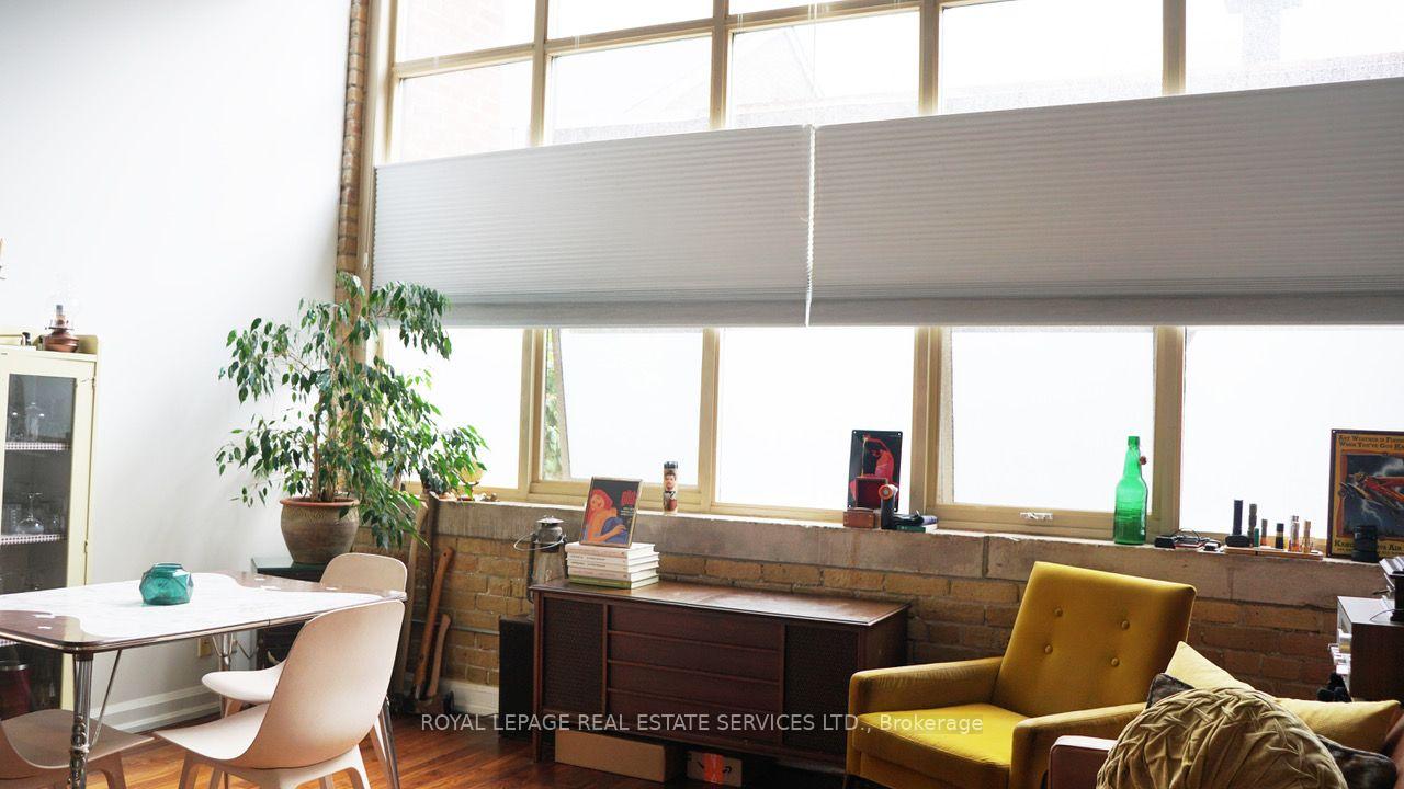 Photo 12 of Unit 203, 736 Dundas Street E, Toronto, Regent Park — HOMEH