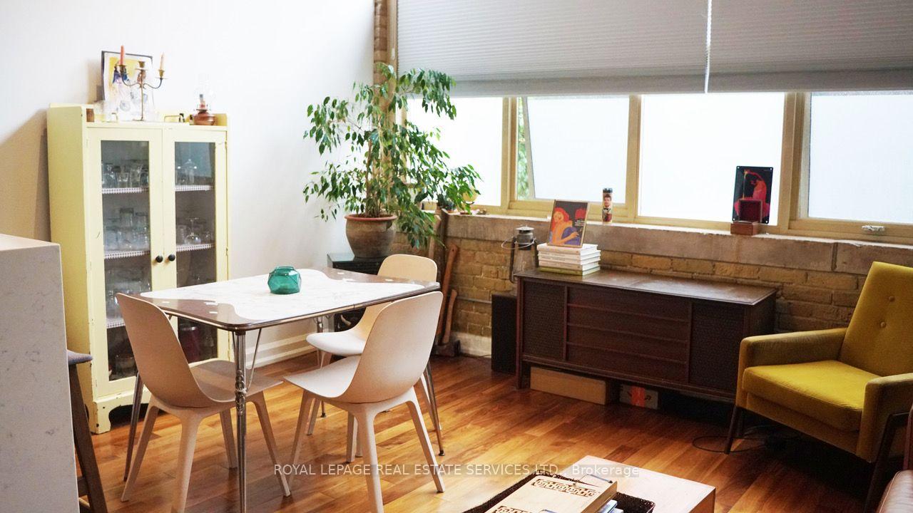 Photo 13 of Unit 203, 736 Dundas Street E, Toronto, Regent Park — HOMEH