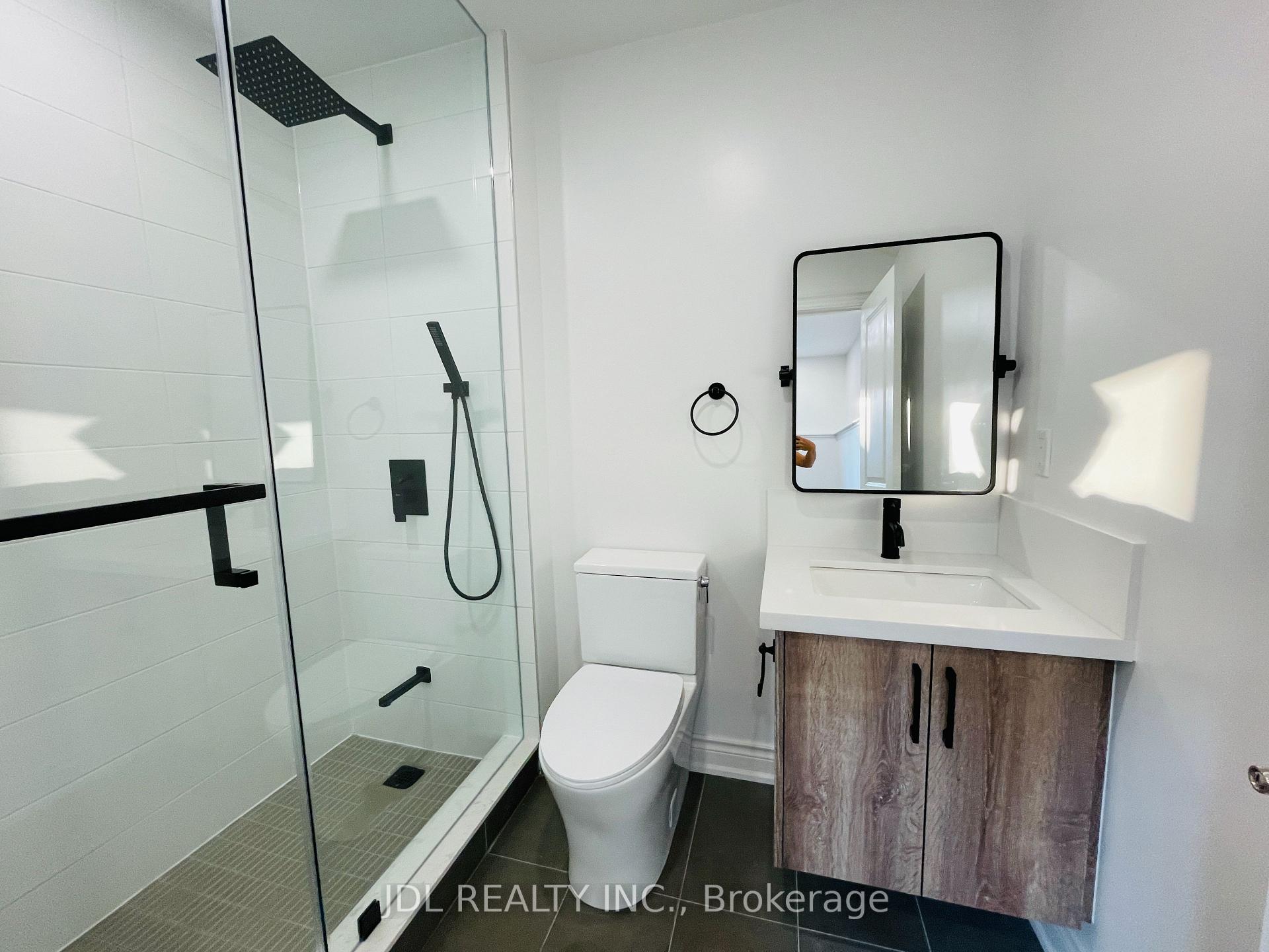 Photo 17 of Unit Unit 2, 8 Tascona Court, Barrie, Little Lake — HOMEH
