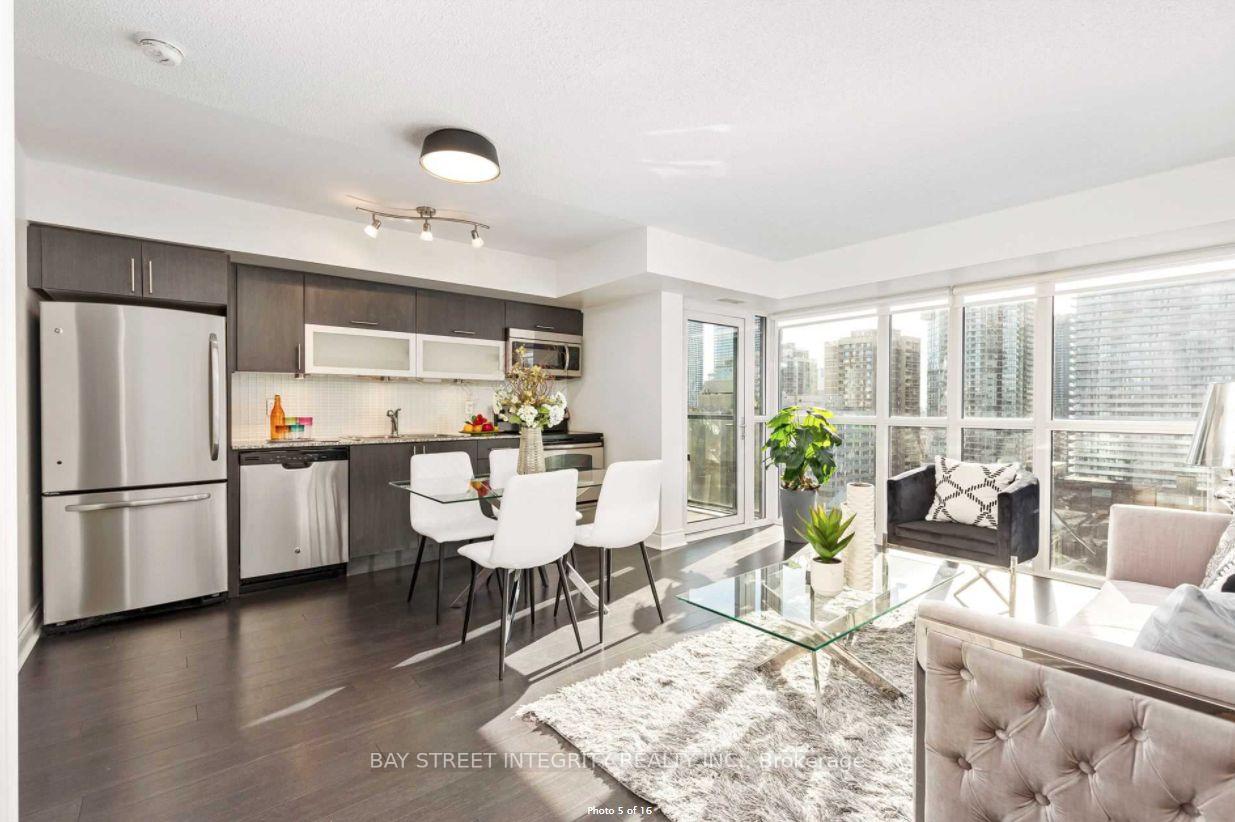 Photo 10 of Unit 1705, 28 Ted Rogers Way, Toronto, Church-Yonge Corridor — HOMEH