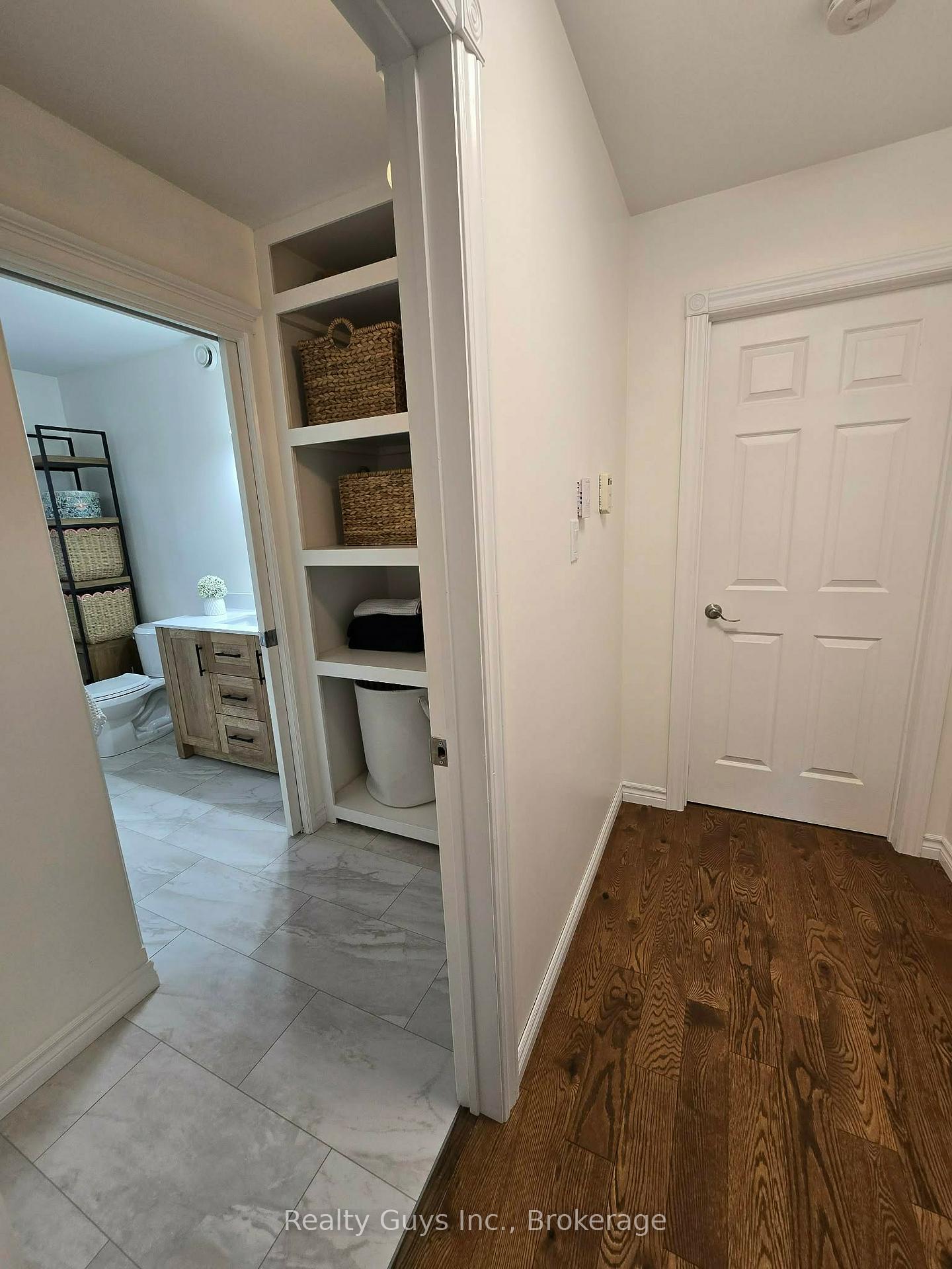 Photo 20 of 401 Bianco Crescent, Peterborough, Monaghan Ward 2 — HOMEH