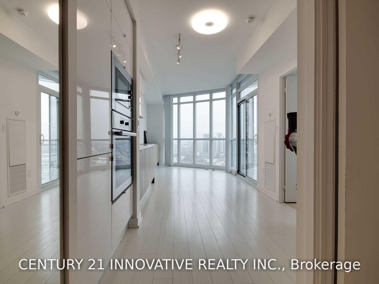 Photo 7 of Unit 3612, 21 Iceboat Terrace, Toronto, Waterfront Communities — HOMEH