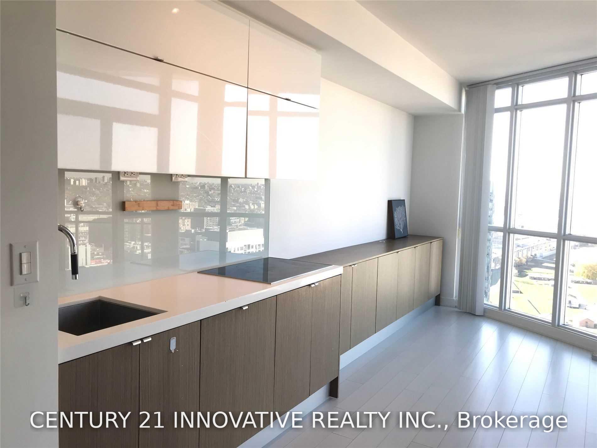Photo 11 of Unit 3612, 21 Iceboat Terrace, Toronto, Waterfront Communities — HOMEH