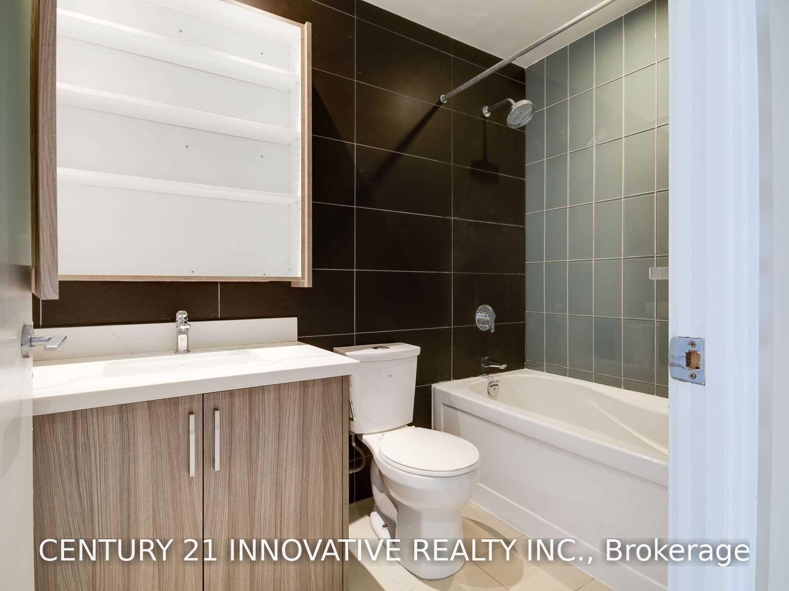 Photo 21 of Unit 3612, 21 Iceboat Terrace, Toronto, Waterfront Communities — HOMEH