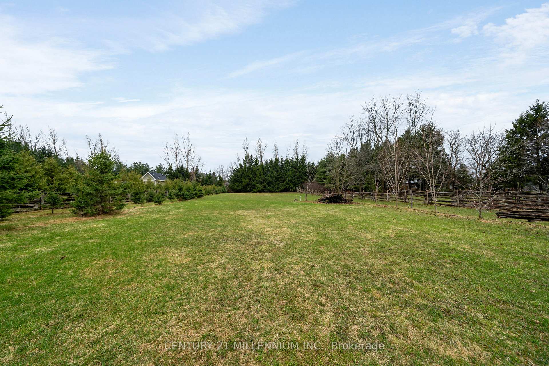Photo 12 of 5358 Ninth Line, Erin — HOMEH
