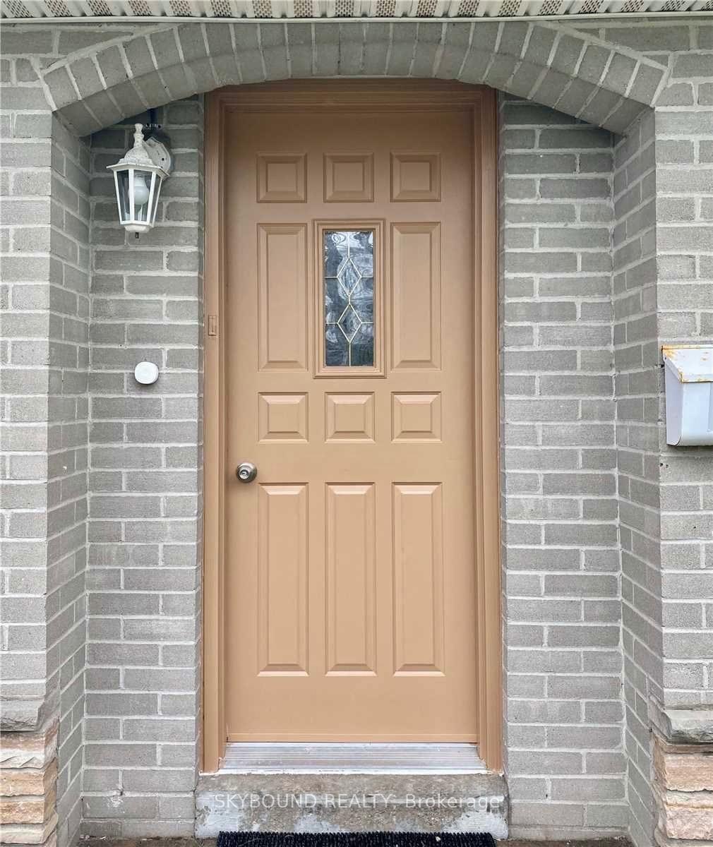 Photo 1 of 165 Orchard Heights Boulevard, Aurora, Aurora Heights — HOMEH