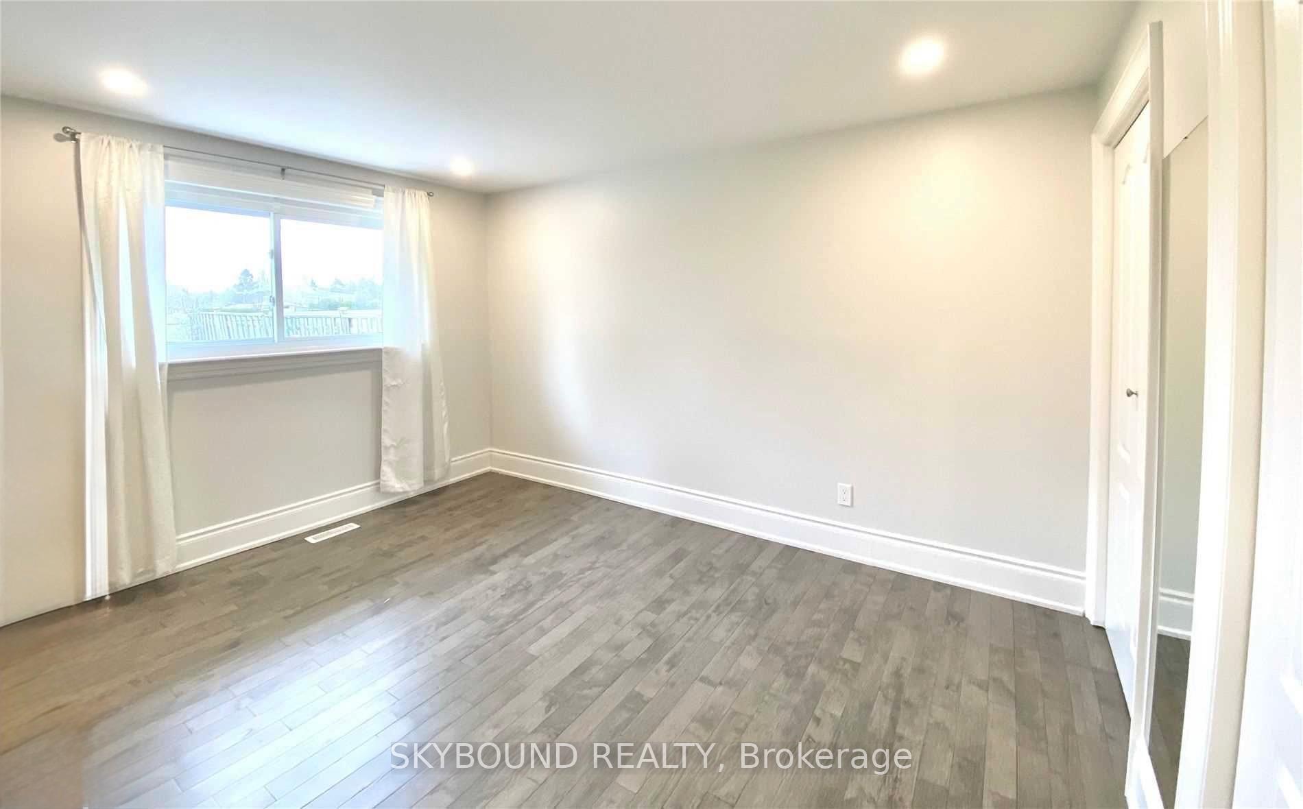 Photo 16 of 165 Orchard Heights Boulevard, Aurora, Aurora Heights — HOMEH