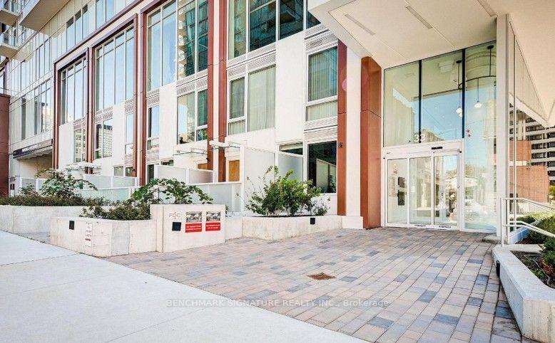 Photo 2 of Unit 1505, 33 Helendale Avenue, Toronto, Yonge-Eglinton — HOMEH