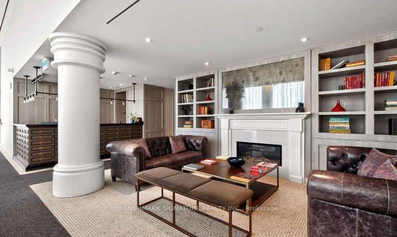 Photo 4 of Unit 1505, 33 Helendale Avenue, Toronto, Yonge-Eglinton — HOMEH