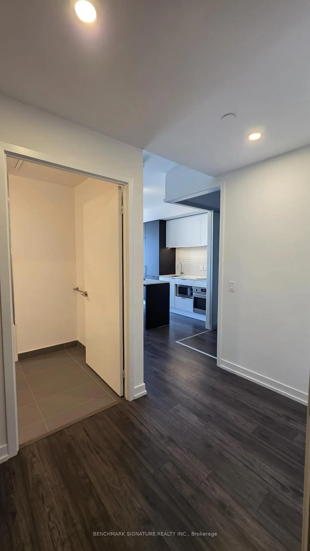 Photo 7 of Unit 1505, 33 Helendale Avenue, Toronto, Yonge-Eglinton — HOMEH
