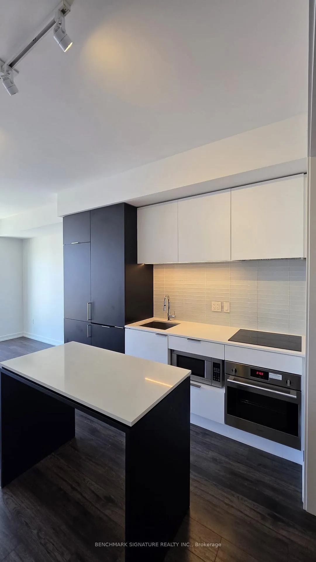 Photo 14 of Unit 1505, 33 Helendale Avenue, Toronto, Yonge-Eglinton — HOMEH