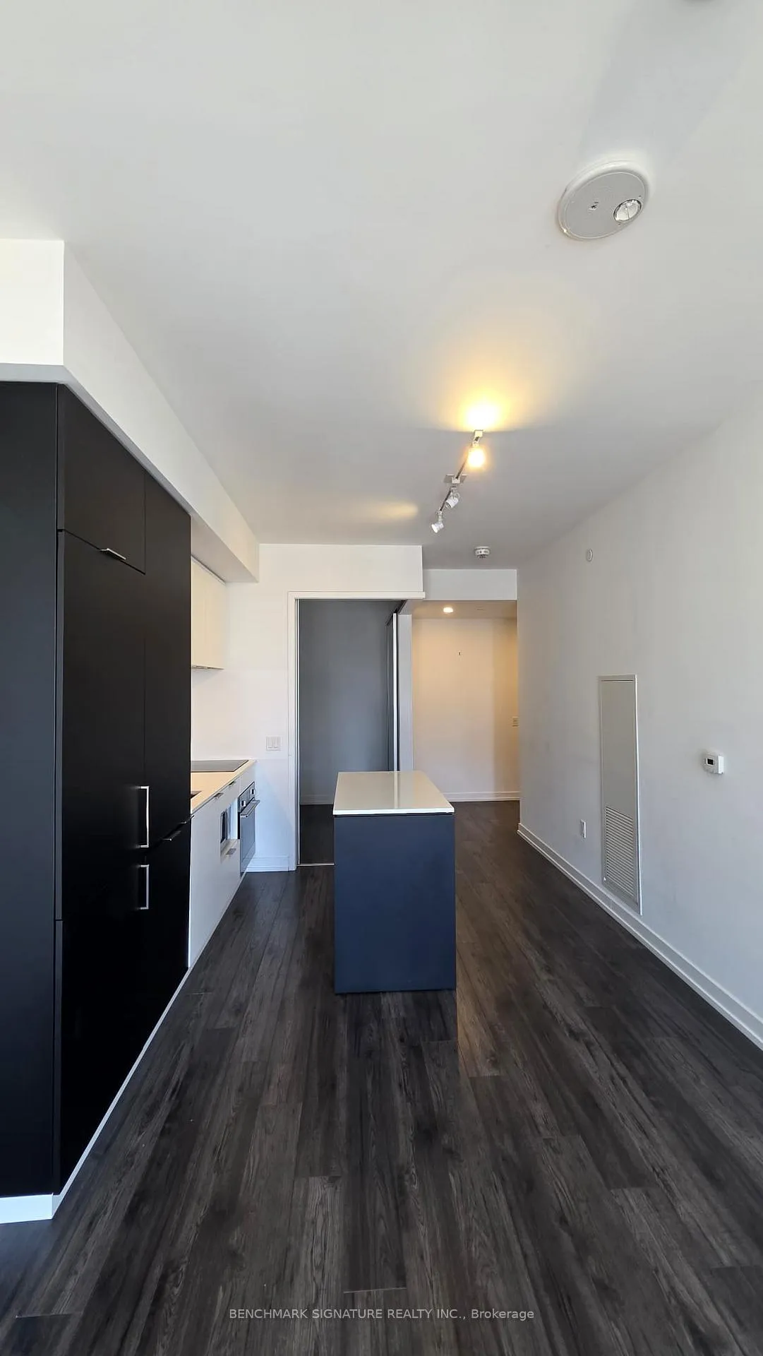Photo 16 of Unit 1505, 33 Helendale Avenue, Toronto, Yonge-Eglinton — HOMEH