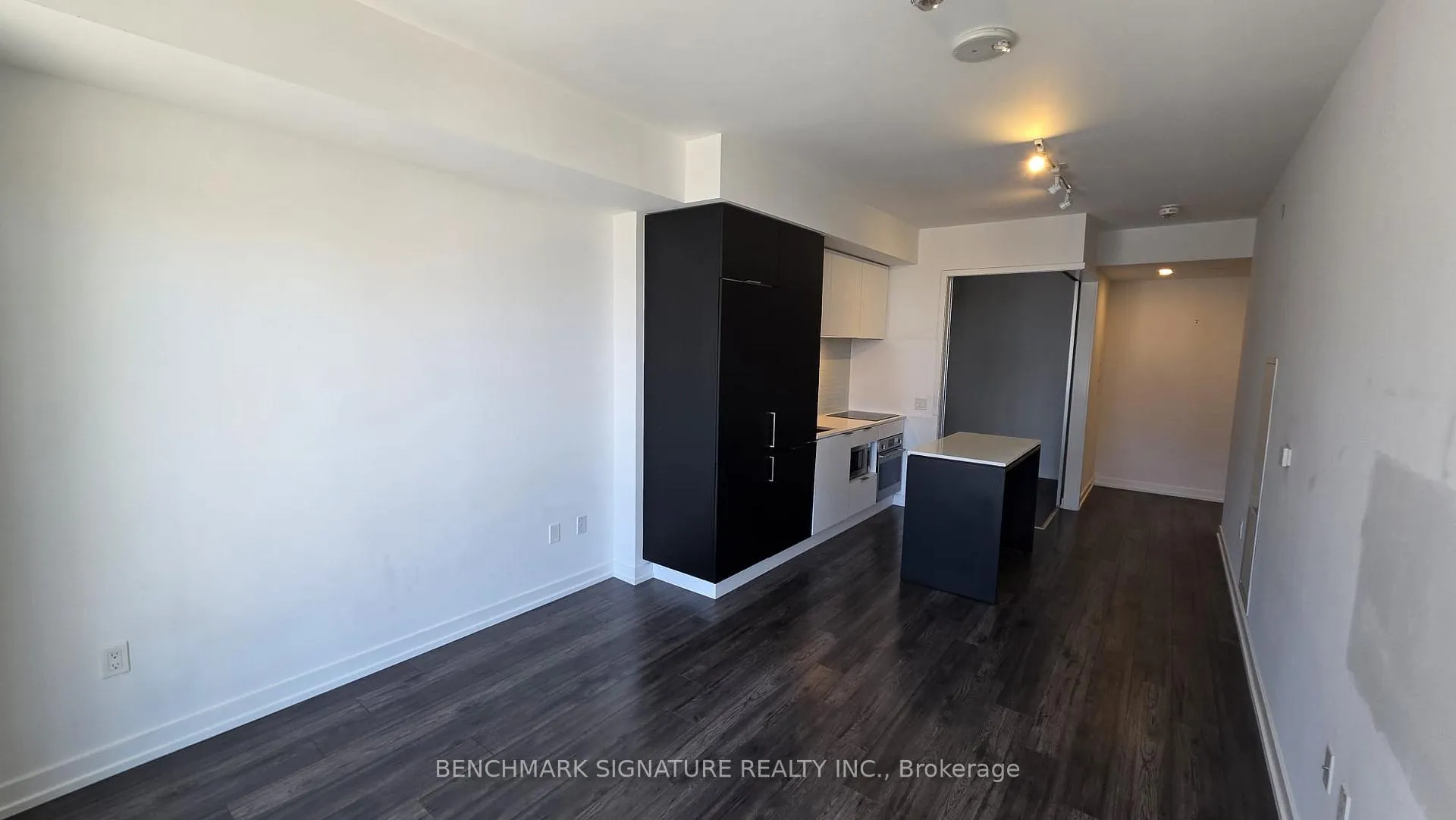 Photo 19 of Unit 1505, 33 Helendale Avenue, Toronto, Yonge-Eglinton — HOMEH