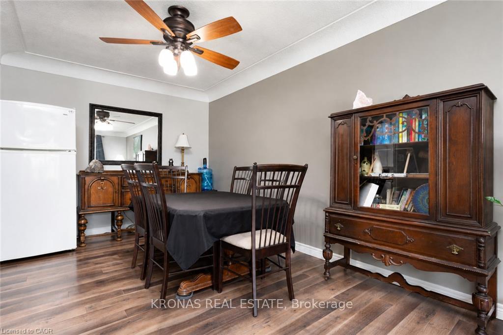 Photo 9 of 119 Seneca Drive, Hamilton, Ancaster — HOMEH