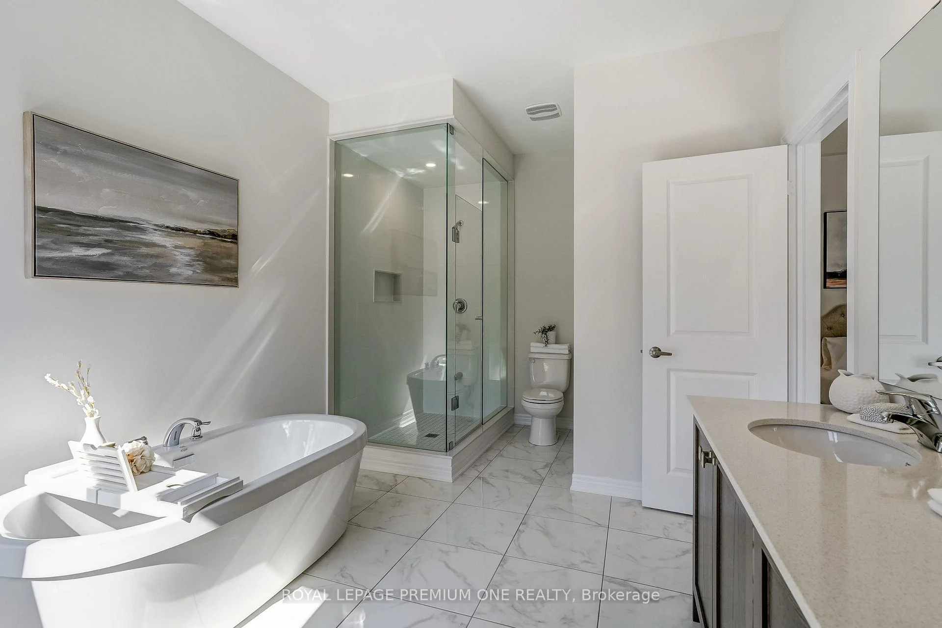Photo 40 of 56 Raymond Schell Avenue, Markham, Victoria Manor-Jennings Gate — HOMEH
