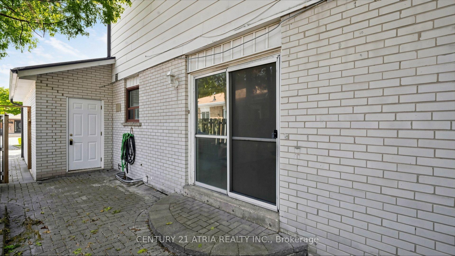Photo 35 of 3441 Oakglade Crescent, Mississauga, Erindale — HOMEH