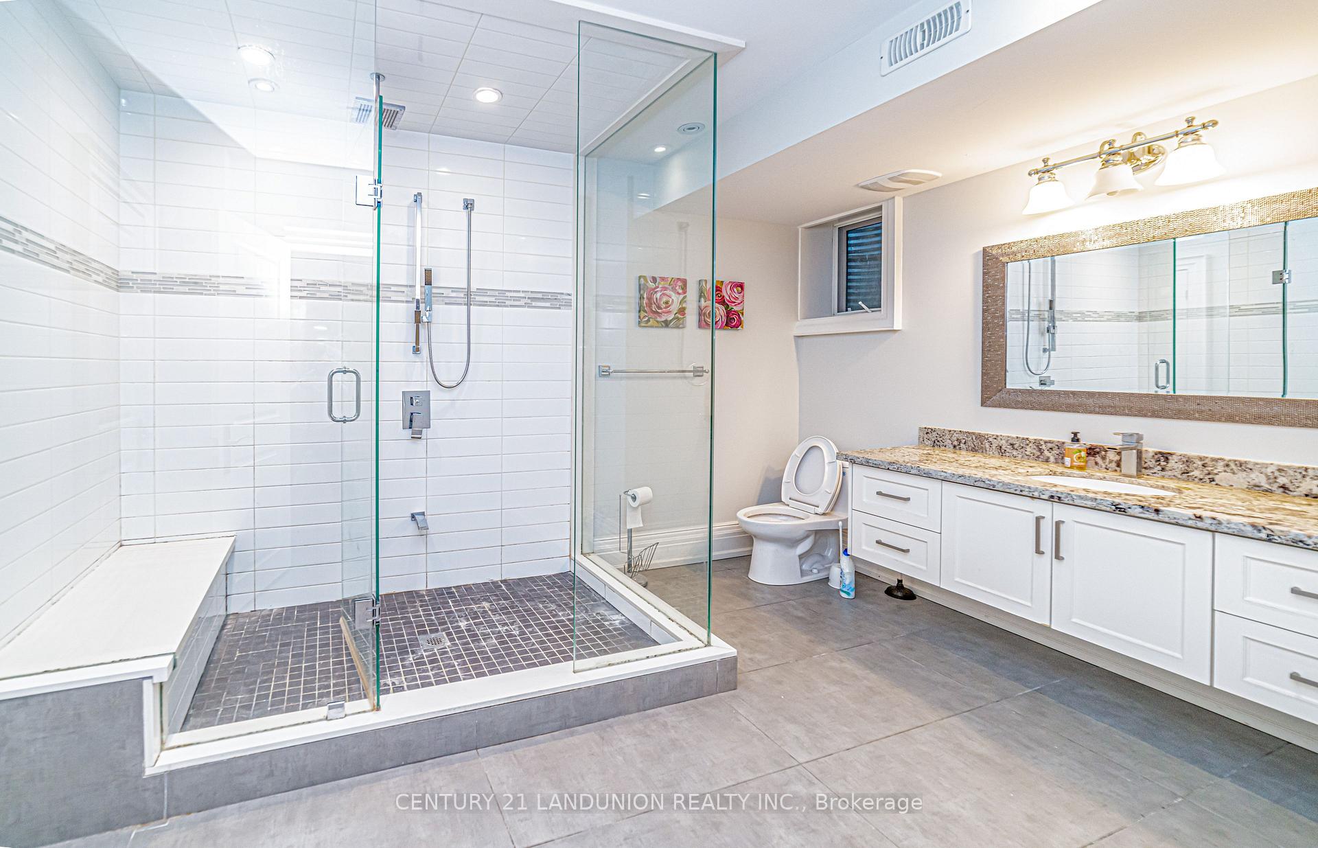 Photo 11 of 41 Hi Mount (bsmt) Drive, North York, Bayview Village — HOMEH