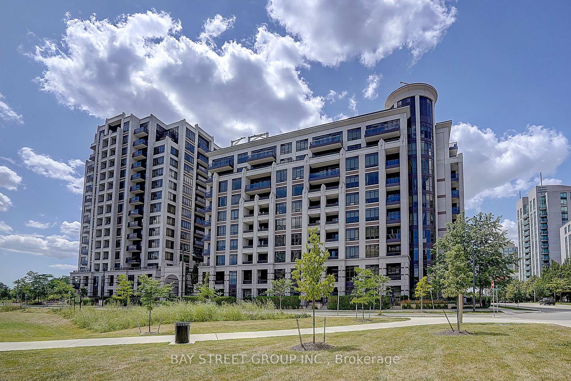 Photo 1 of Unit 903, 33 Clegg Road, Markham, Unionville — HOMEH