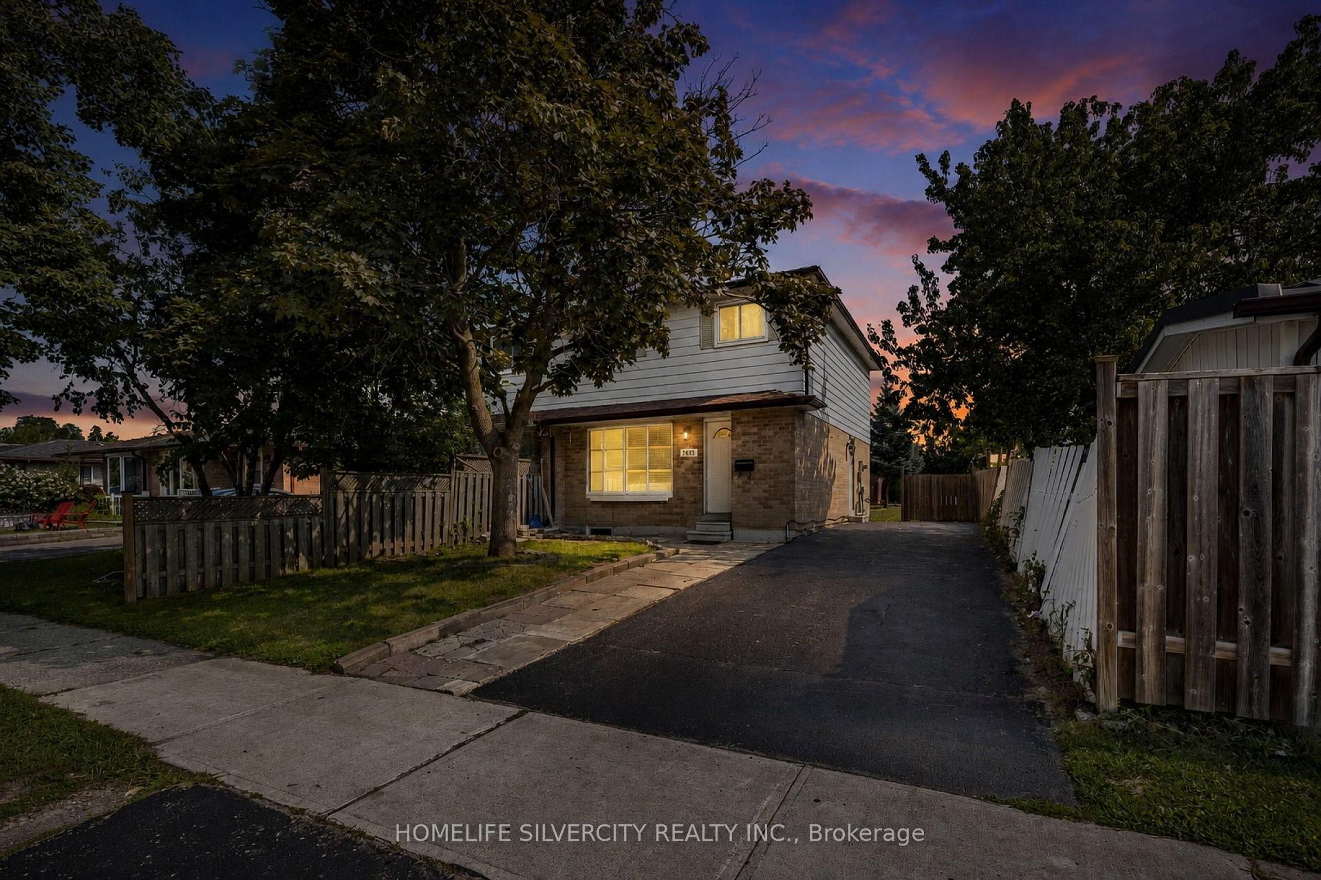 Photo 2 of 7635 Anaka Drive, Mississauga, Malton — HOMEH
