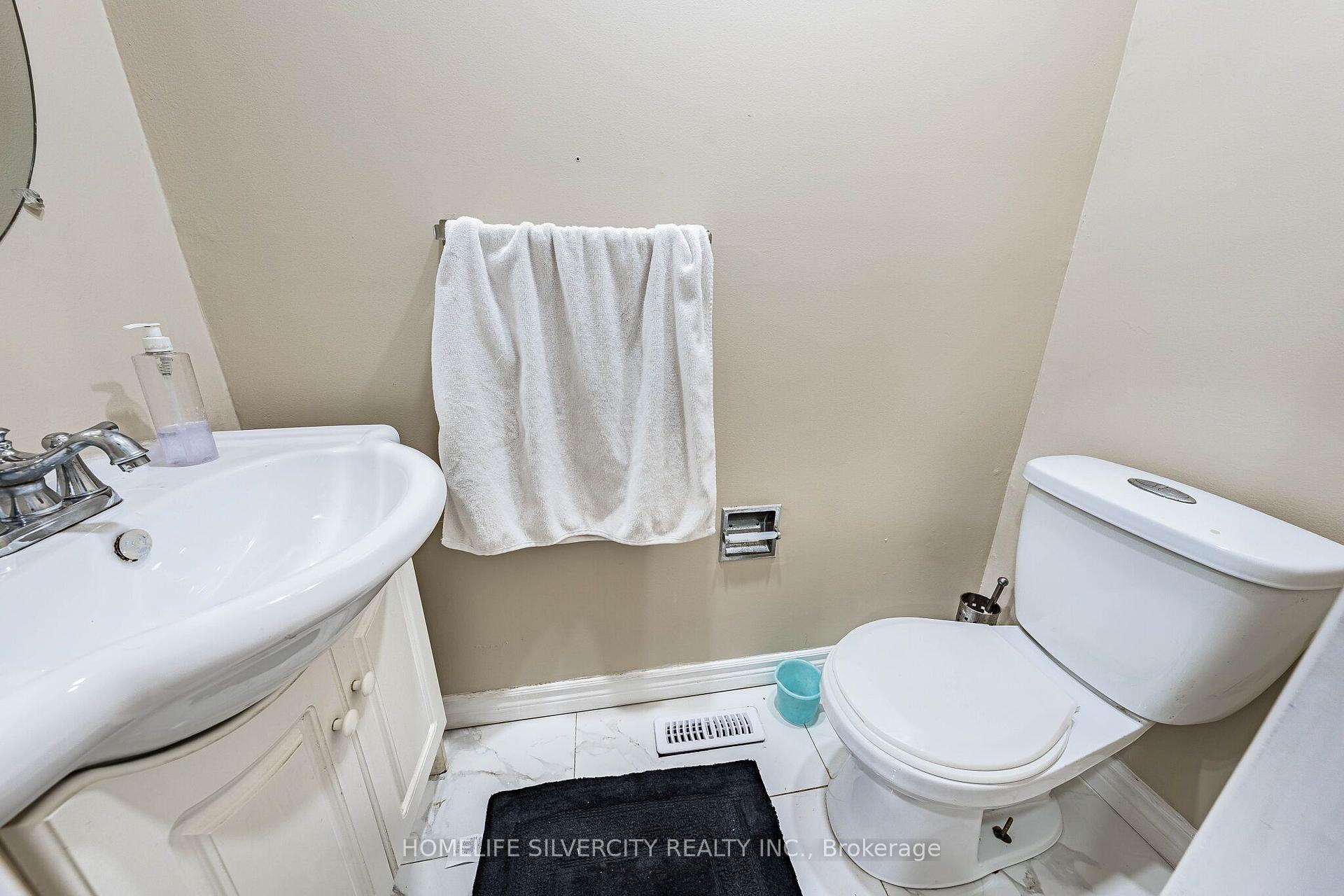 Photo 23 of 7635 Anaka Drive, Mississauga, Malton — HOMEH