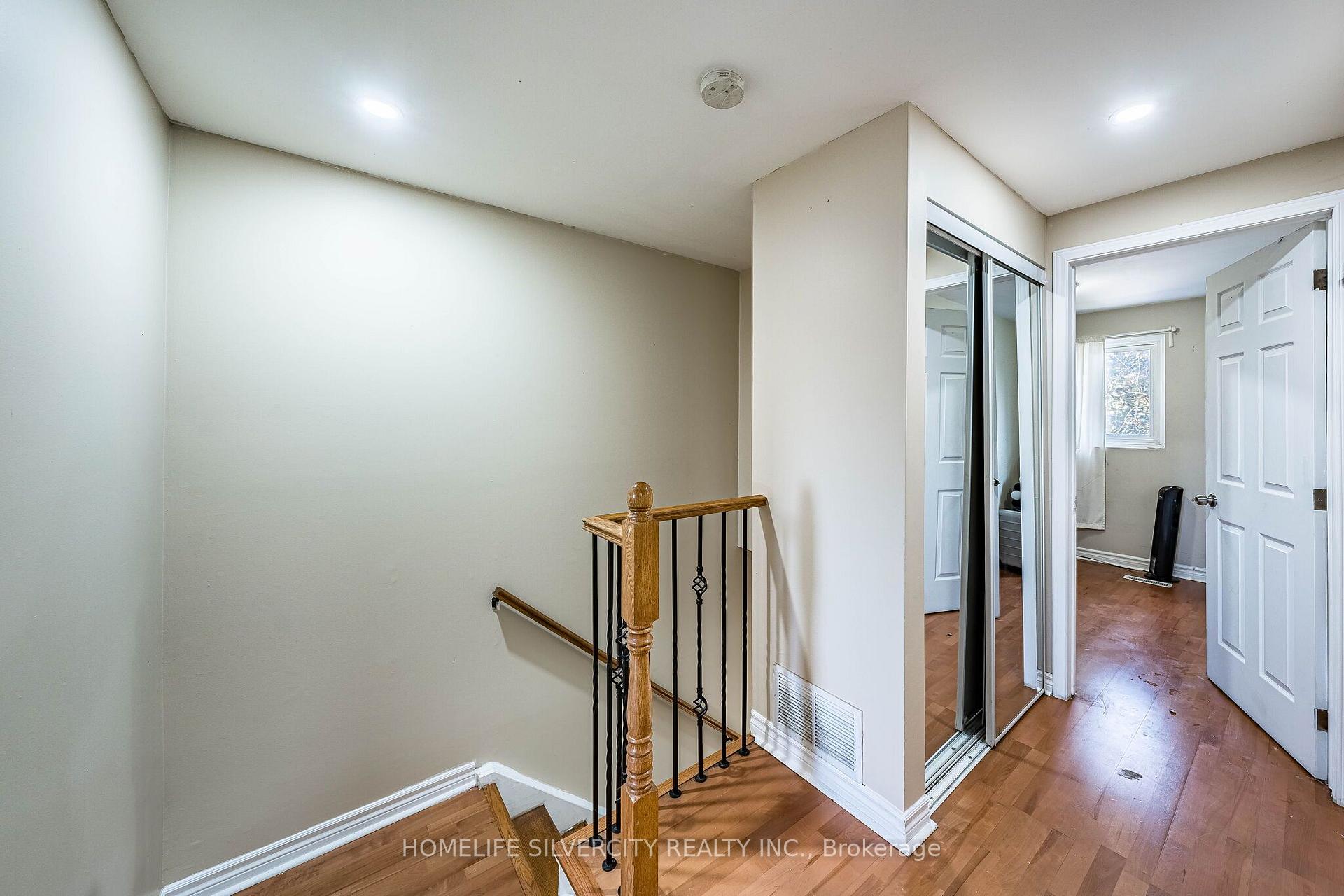 Photo 24 of 7635 Anaka Drive, Mississauga, Malton — HOMEH