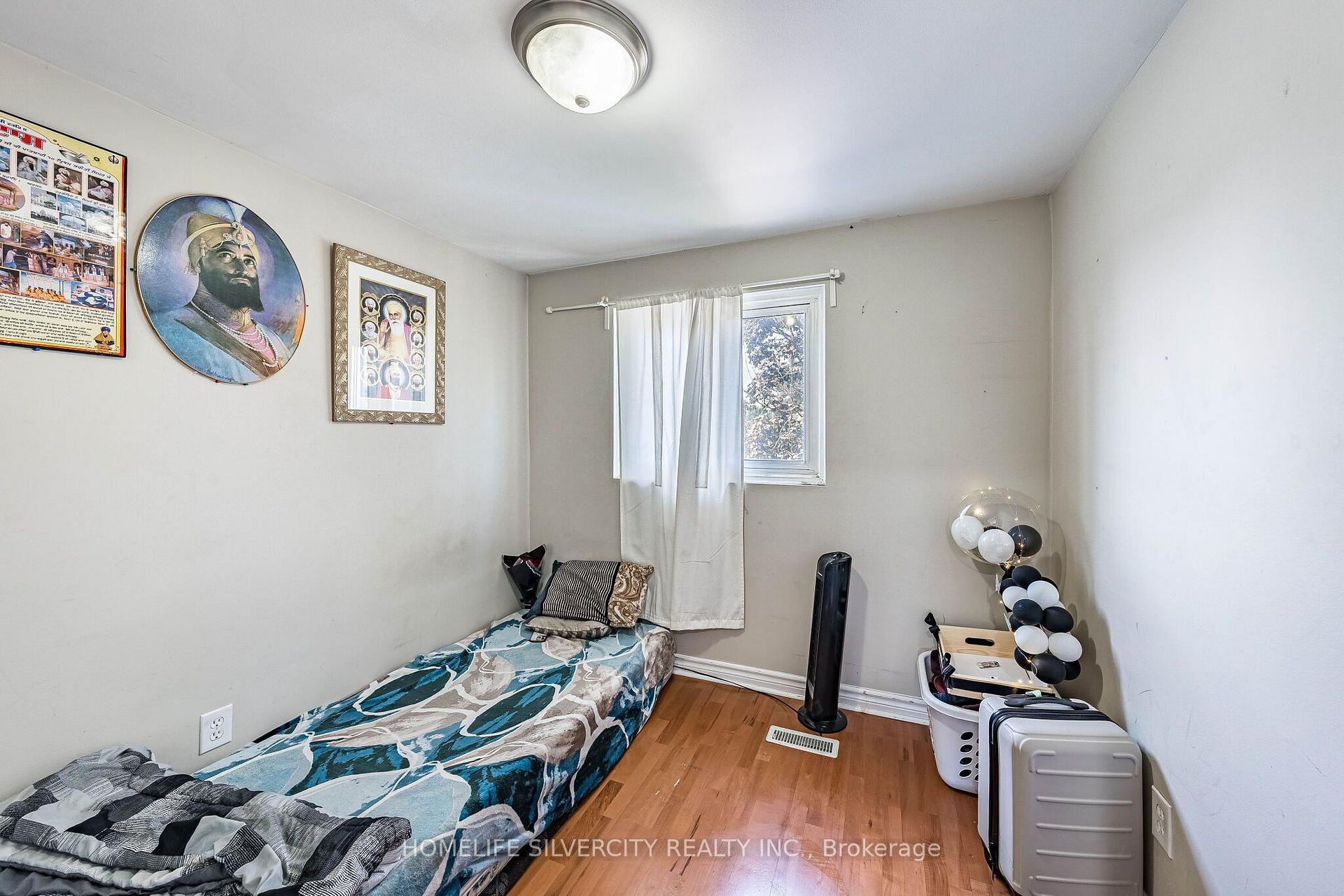Photo 27 of 7635 Anaka Drive, Mississauga, Malton — HOMEH