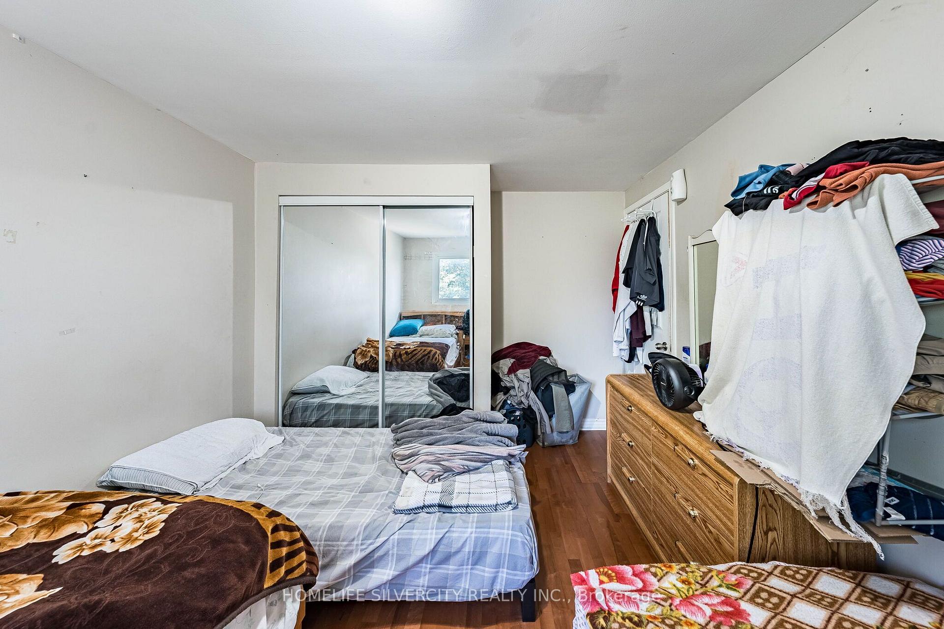 Photo 31 of 7635 Anaka Drive, Mississauga, Malton — HOMEH