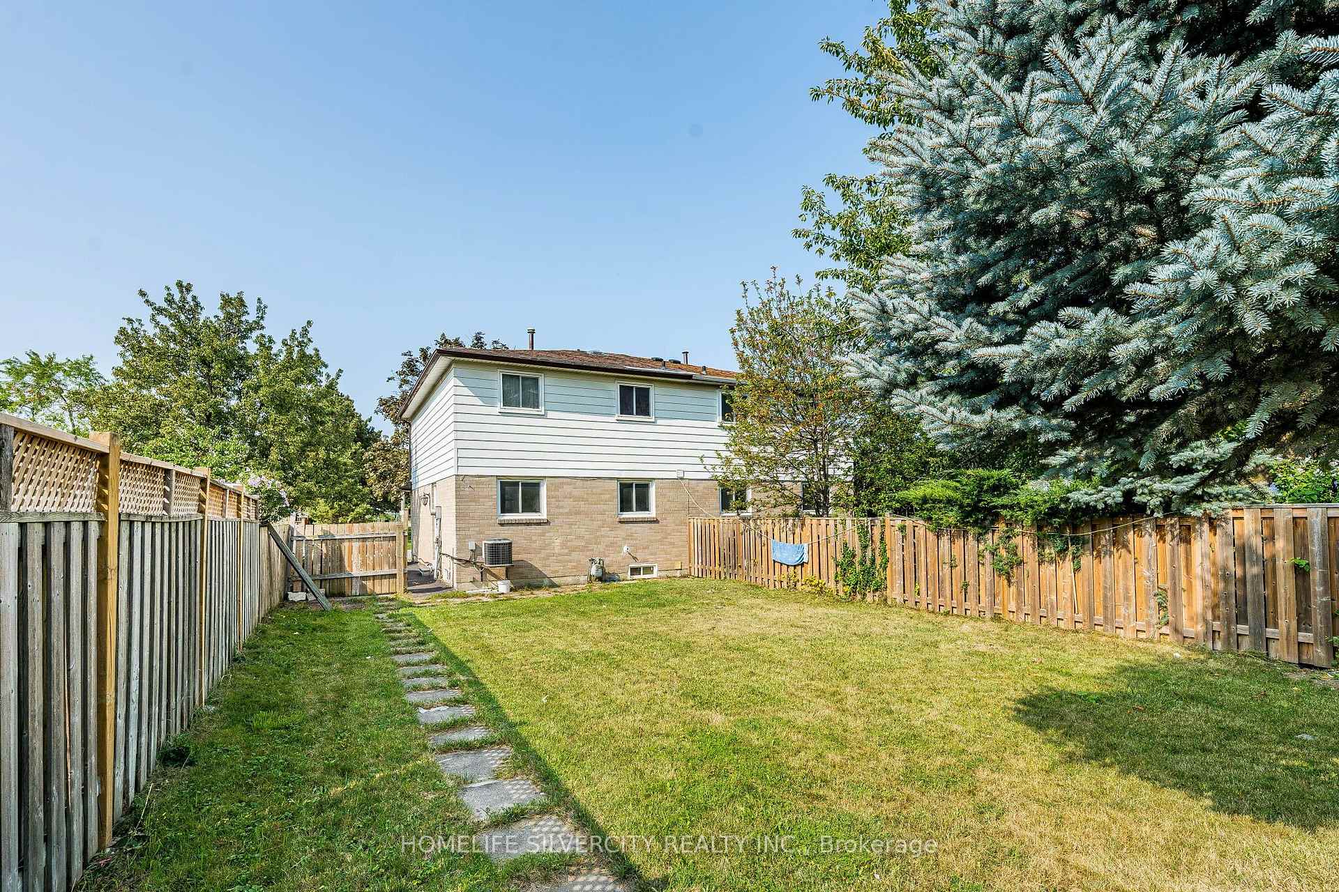 Photo 47 of 7635 Anaka Drive, Mississauga, Malton — HOMEH