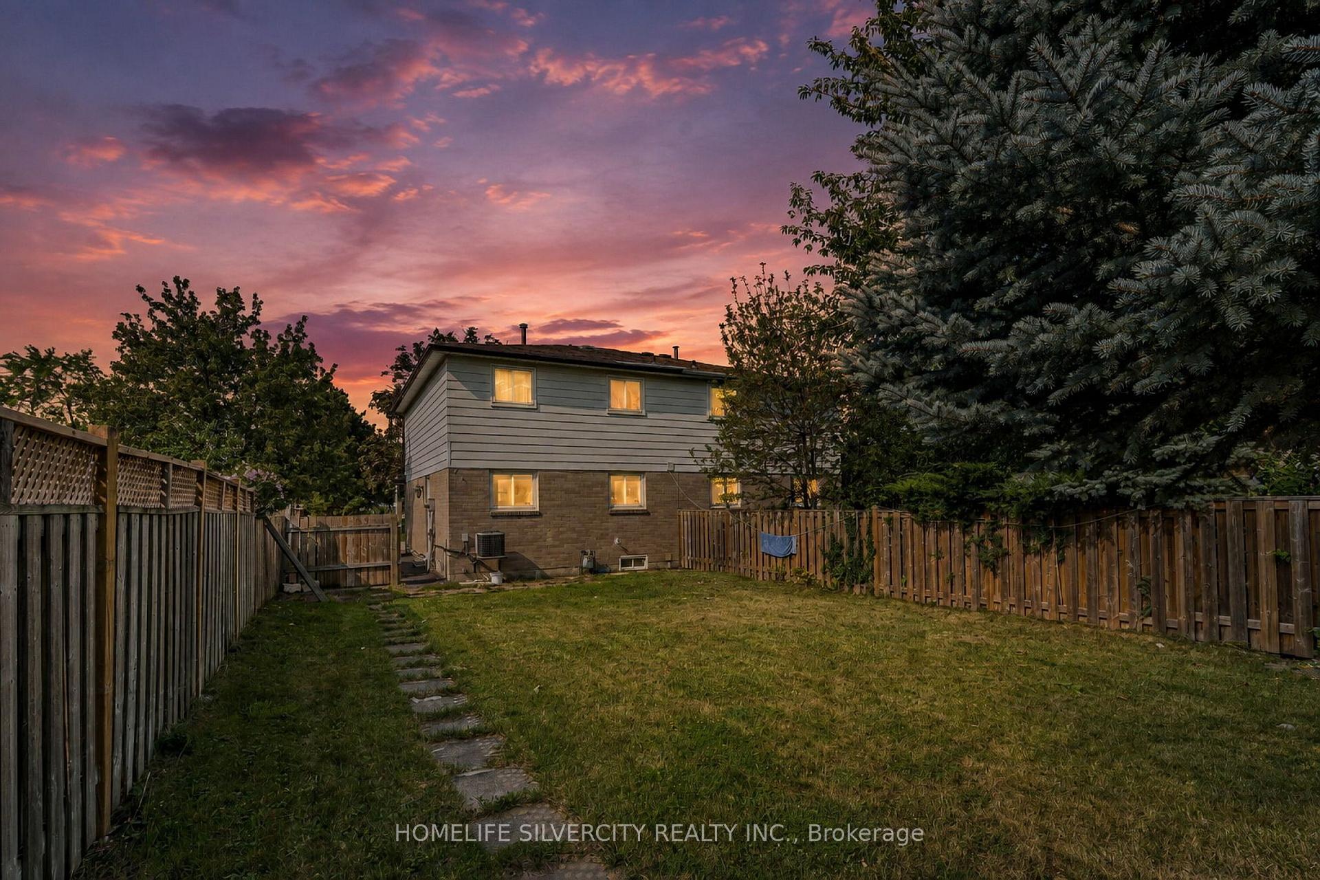 Photo 48 of 7635 Anaka Drive, Mississauga, Malton — HOMEH