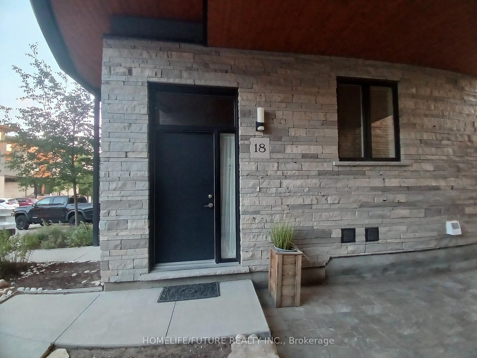 Photo 2 of Unit 18, 32 Arkell Road, Guelph, Kortright East — HOMEH