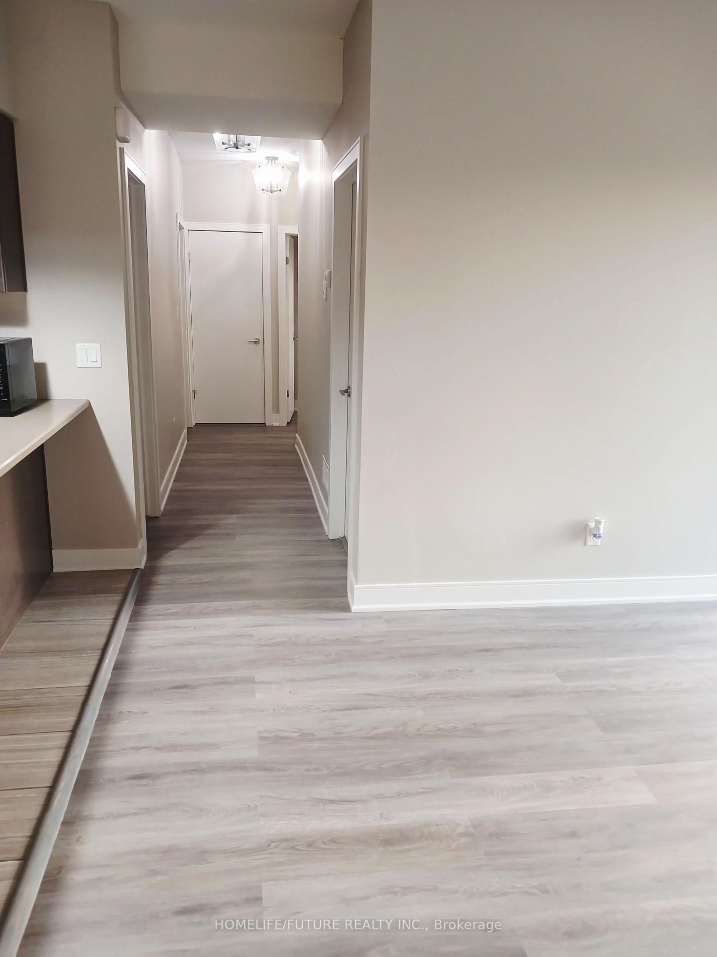Photo 10 of Unit 18, 32 Arkell Road, Guelph, Kortright East — HOMEH