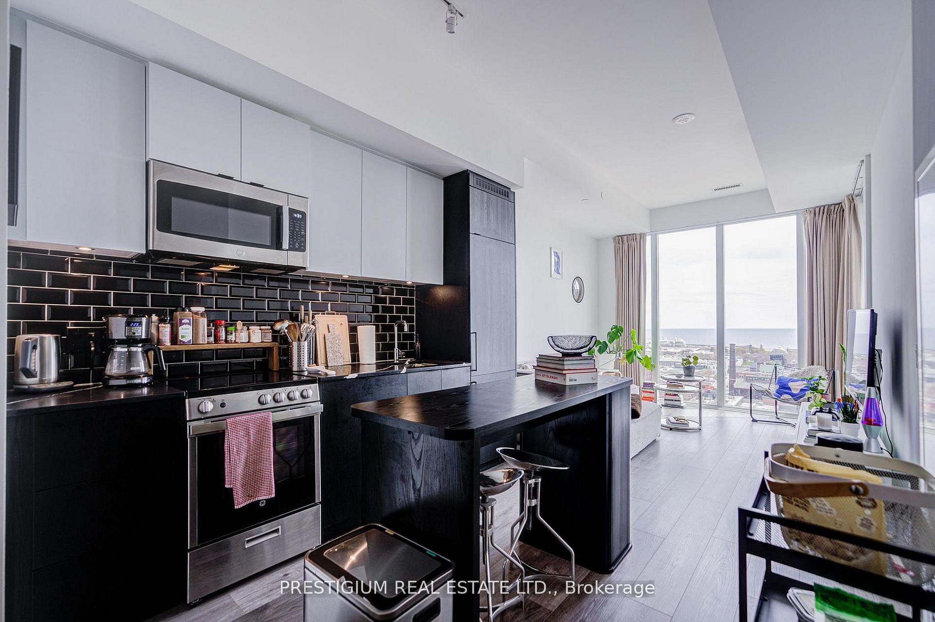 Photo 10 of Unit 1311, 285 Dufferin Street, Toronto, South Parkdale — HOMEH