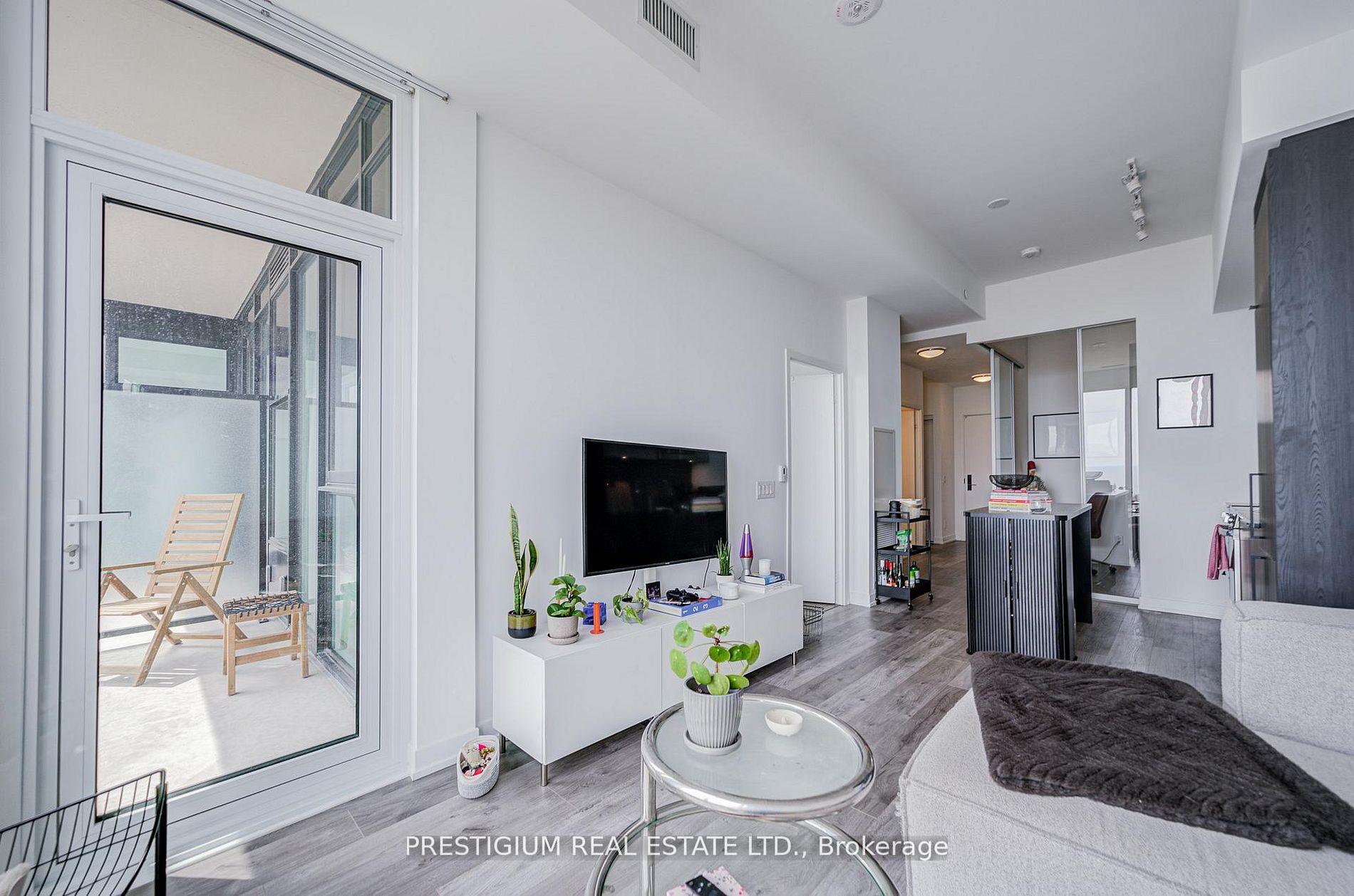 Photo 13 of Unit 1311, 285 Dufferin Street, Toronto, South Parkdale — HOMEH