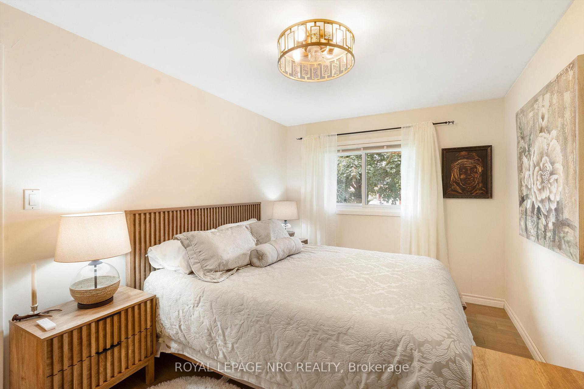 Photo 25 of 17 Joanna Drive, St. Catharines, Vine/Linwell — HOMEH
