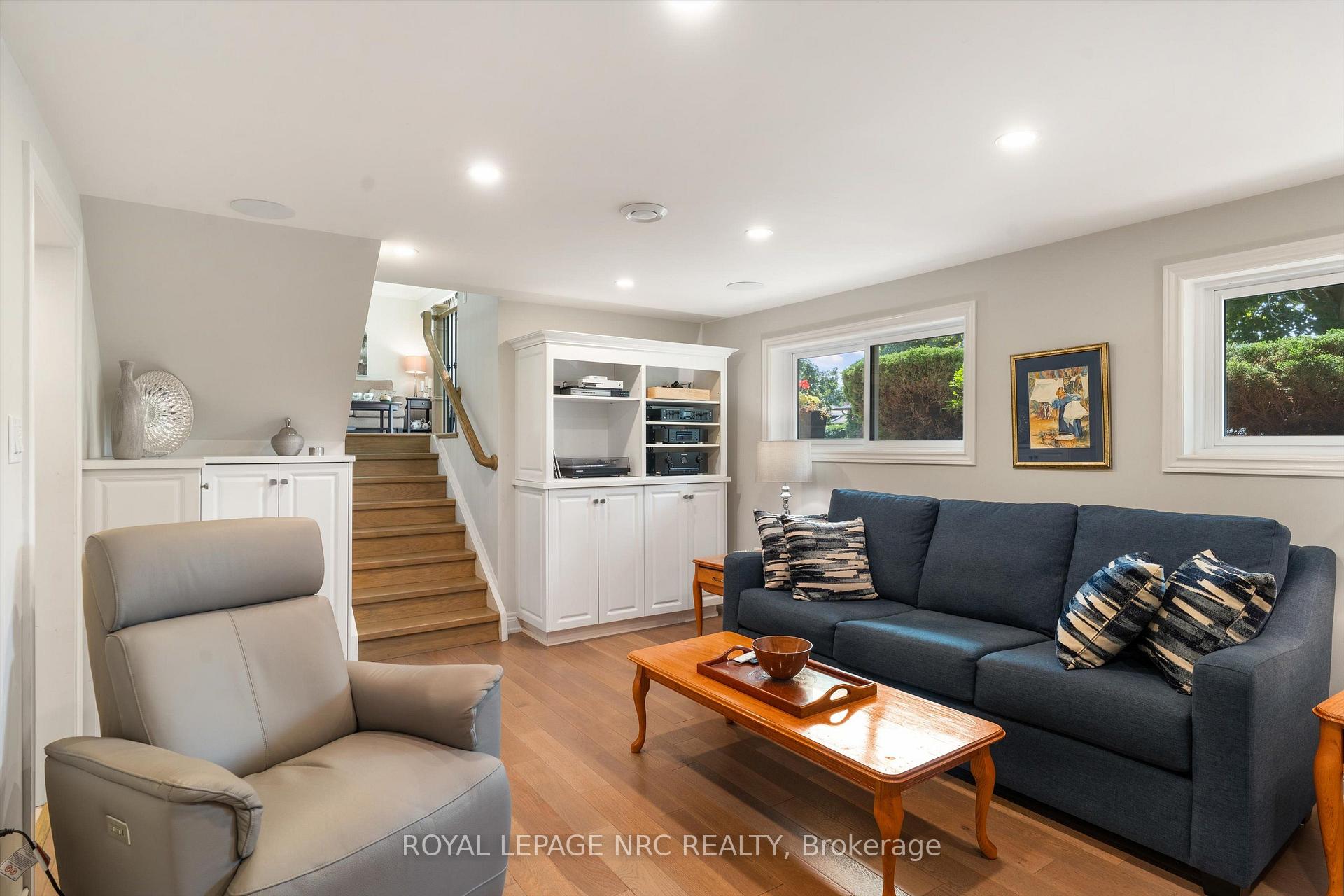Photo 28 of 17 Joanna Drive, St. Catharines, Vine/Linwell — HOMEH