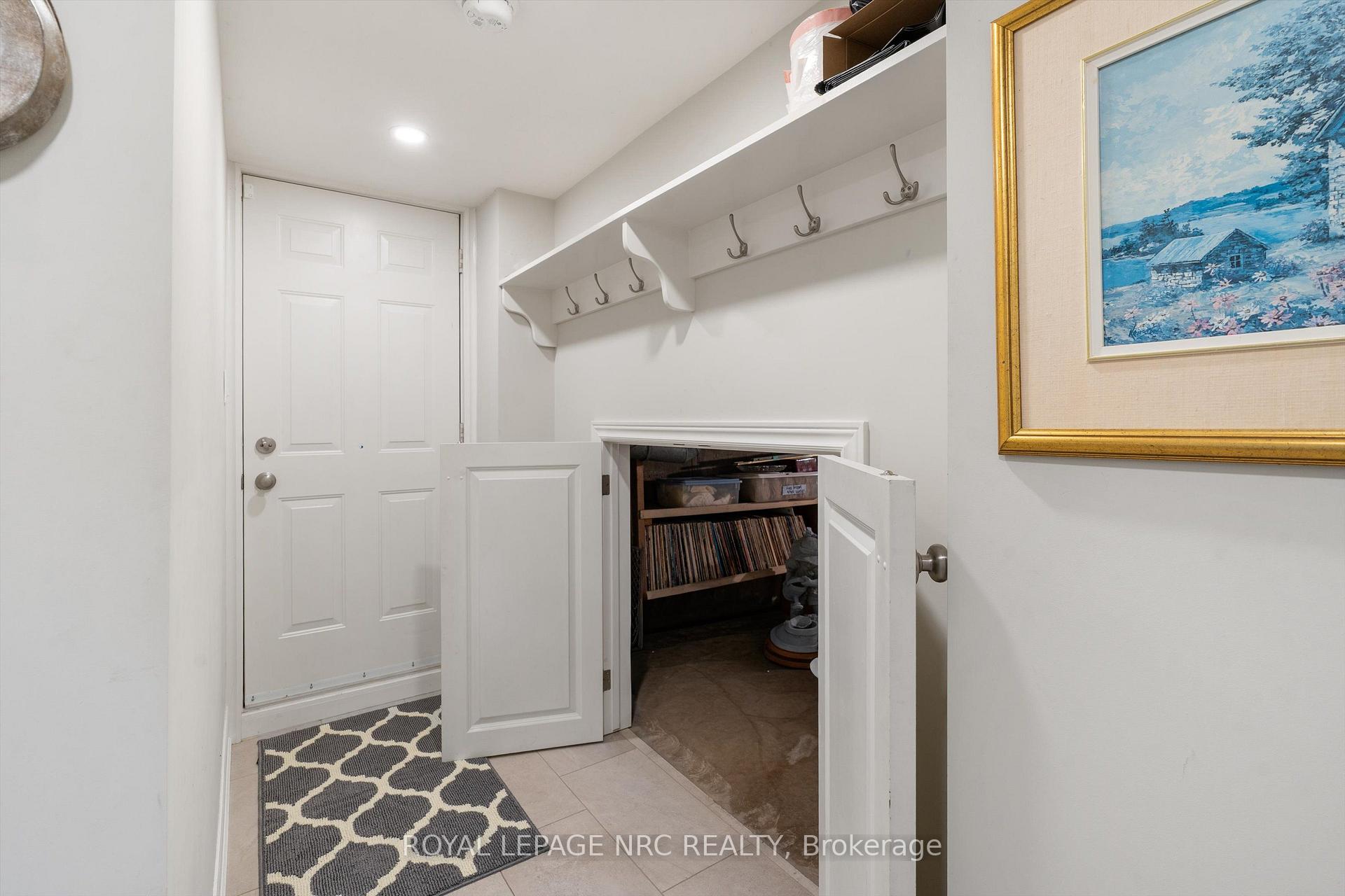 Photo 32 of 17 Joanna Drive, St. Catharines, Vine/Linwell — HOMEH