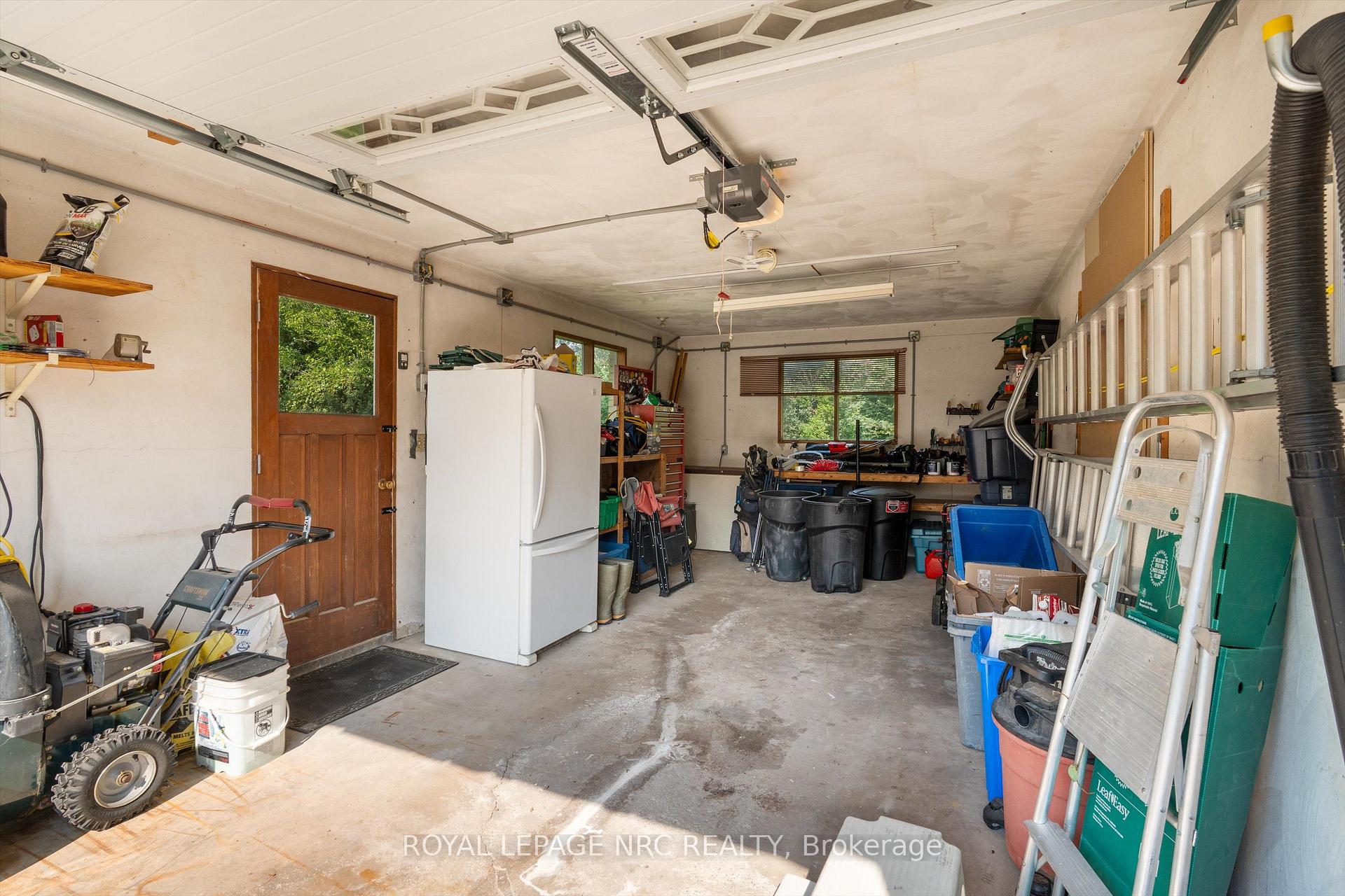 Photo 39 of 17 Joanna Drive, St. Catharines, Vine/Linwell — HOMEH