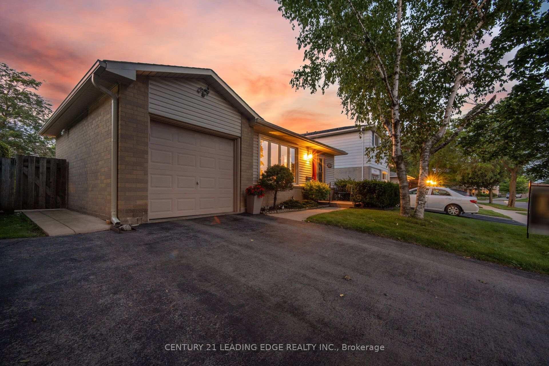 Photo of 3245 Lansdown Drive